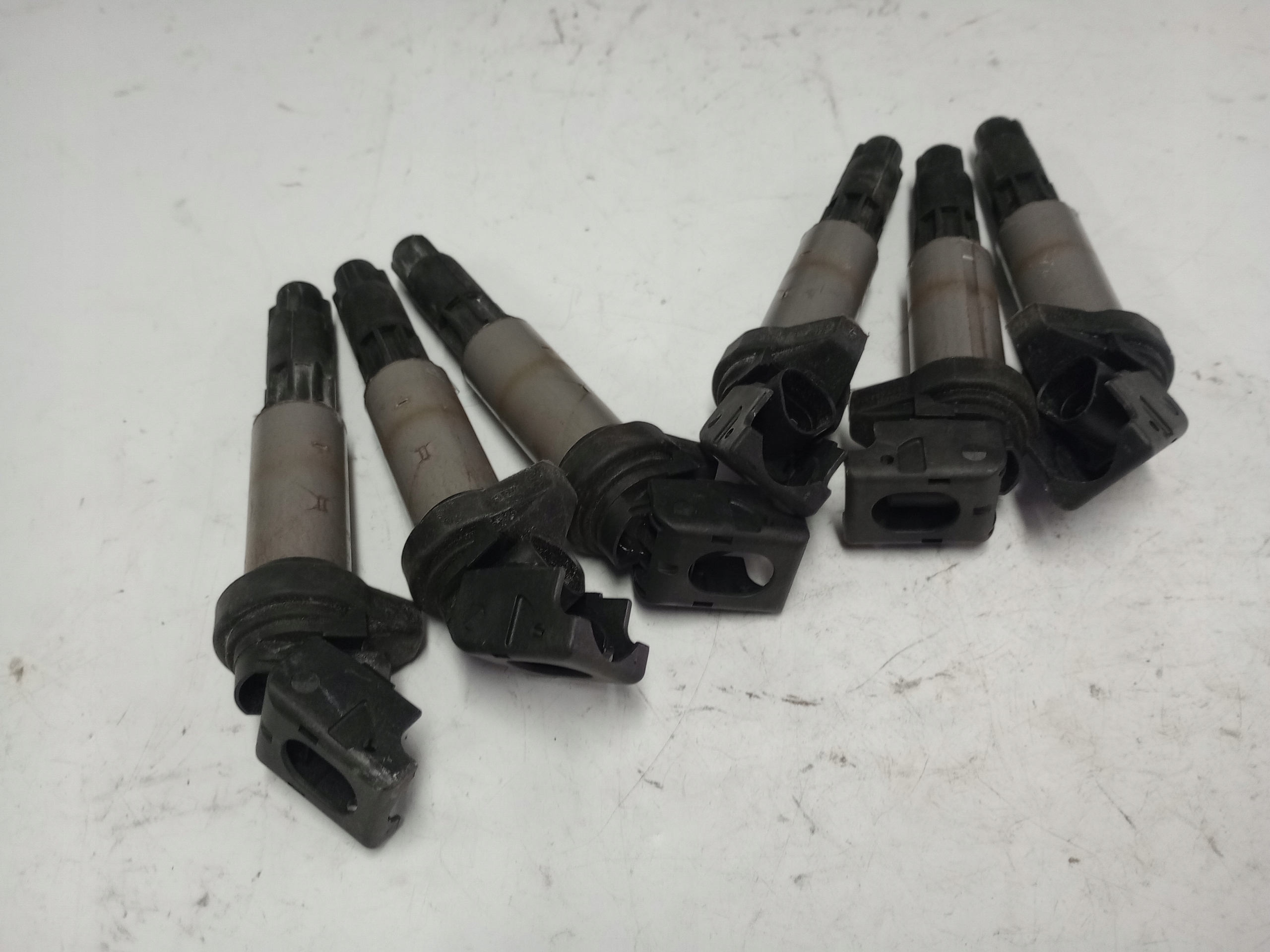 BOSCH CEWKA ZAPŁONOWA 0221504100 EUROPA Producent części Bosch