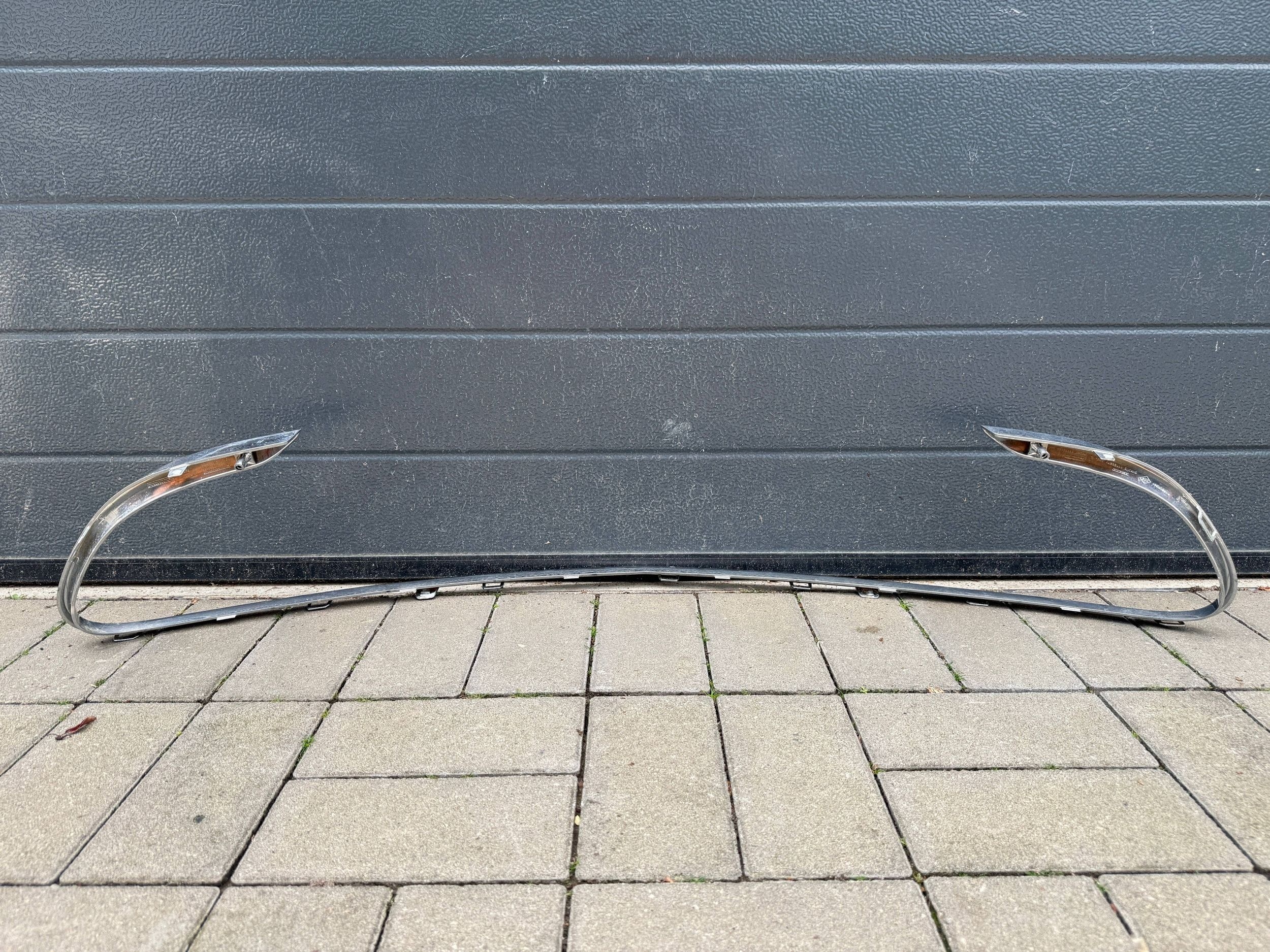 Renault Zoe 14- chrom moulding front front