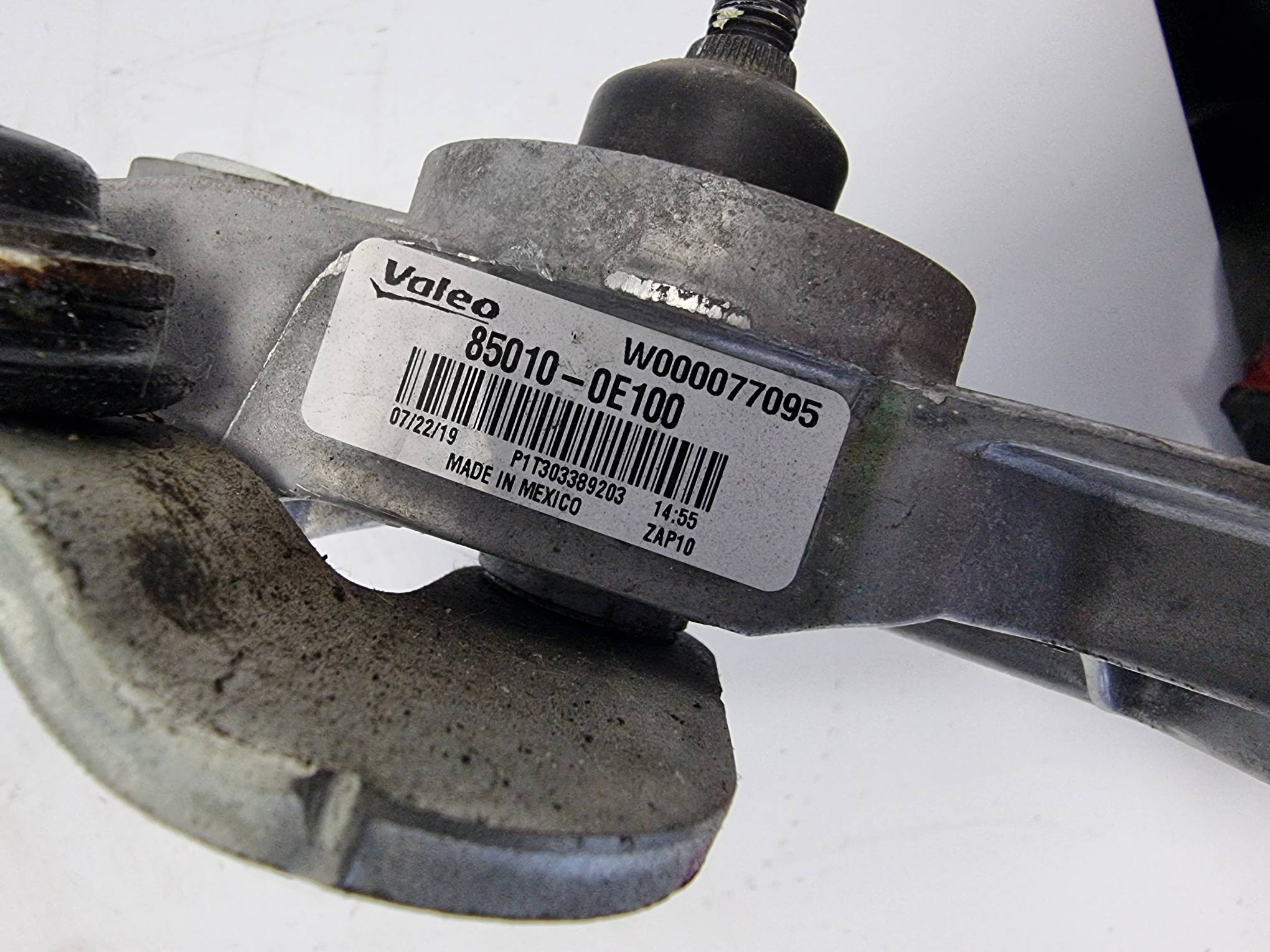 wiper mechanism front 850100E100 LEXUS RX350