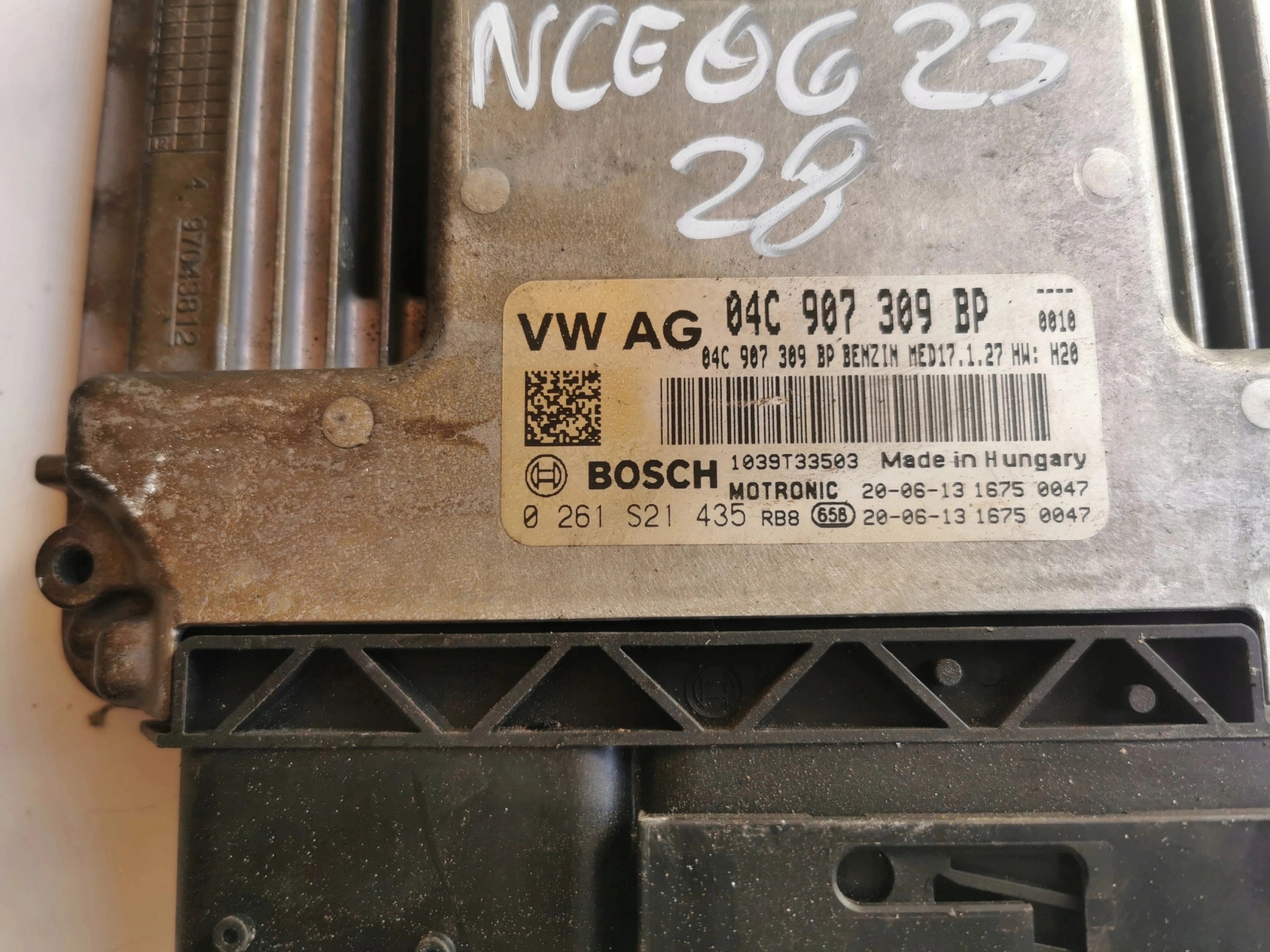VW SKODA SEAT ECU 04C907309BP 0261S21435 computer Originale