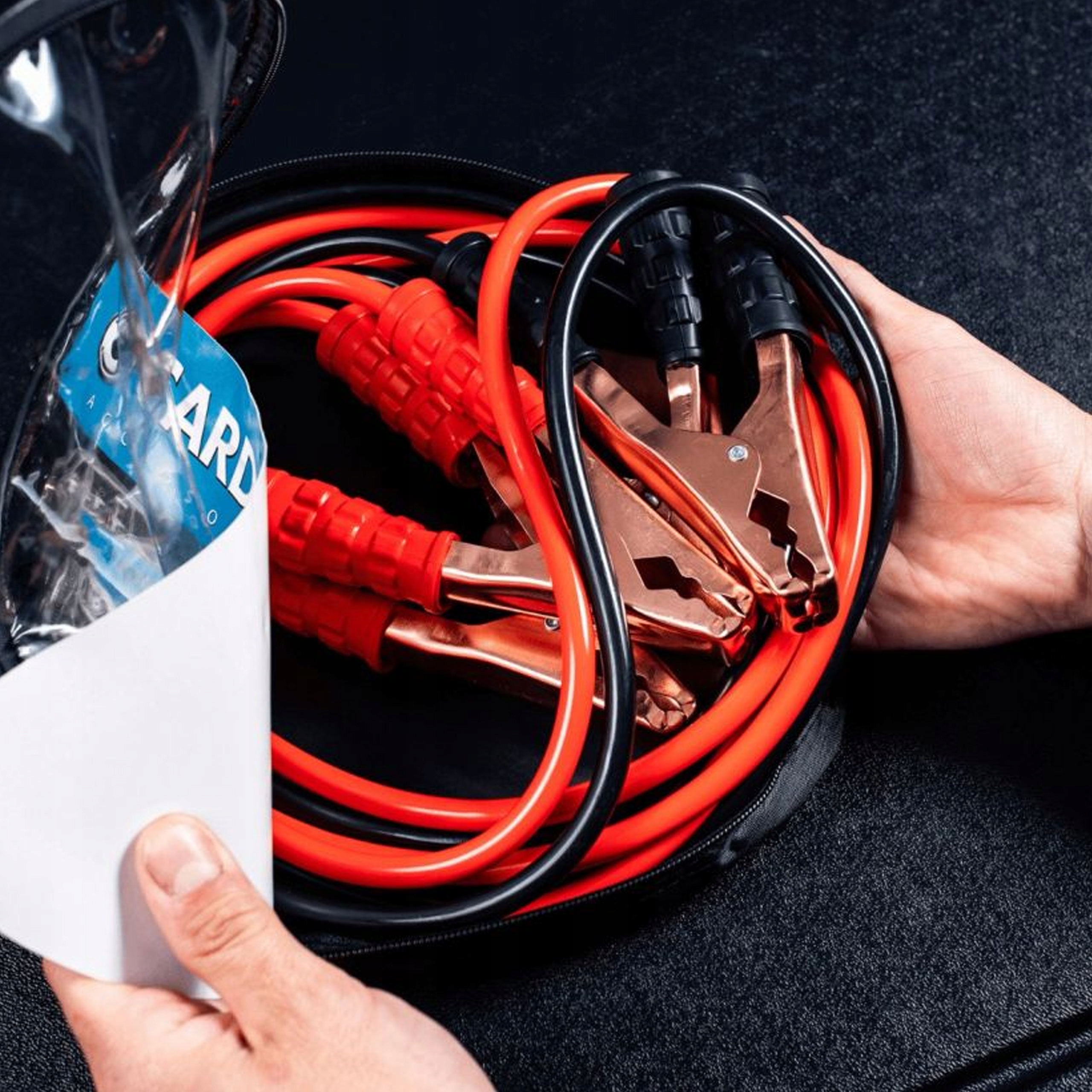 Kable Rozruchowe Przewody CARDOS 200A 2,5m Długość 2.5 m