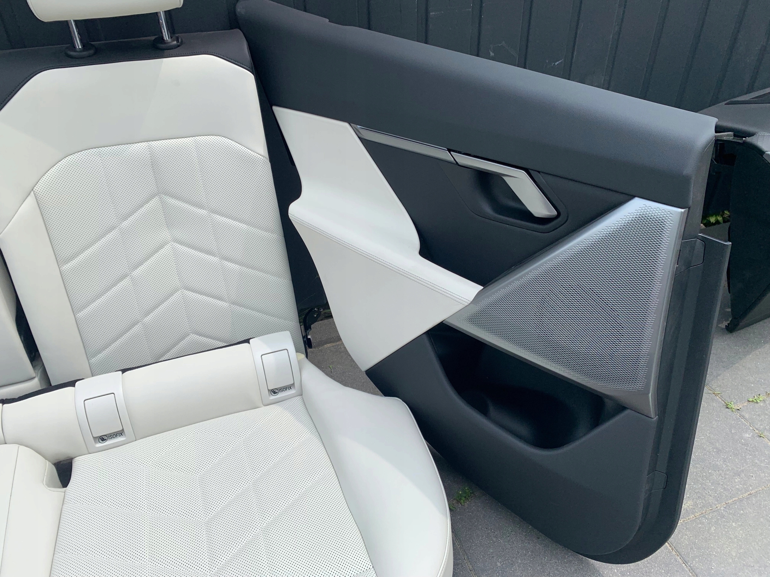 BMW 5 G60 кресла диван Салон бочки тунель белый европа