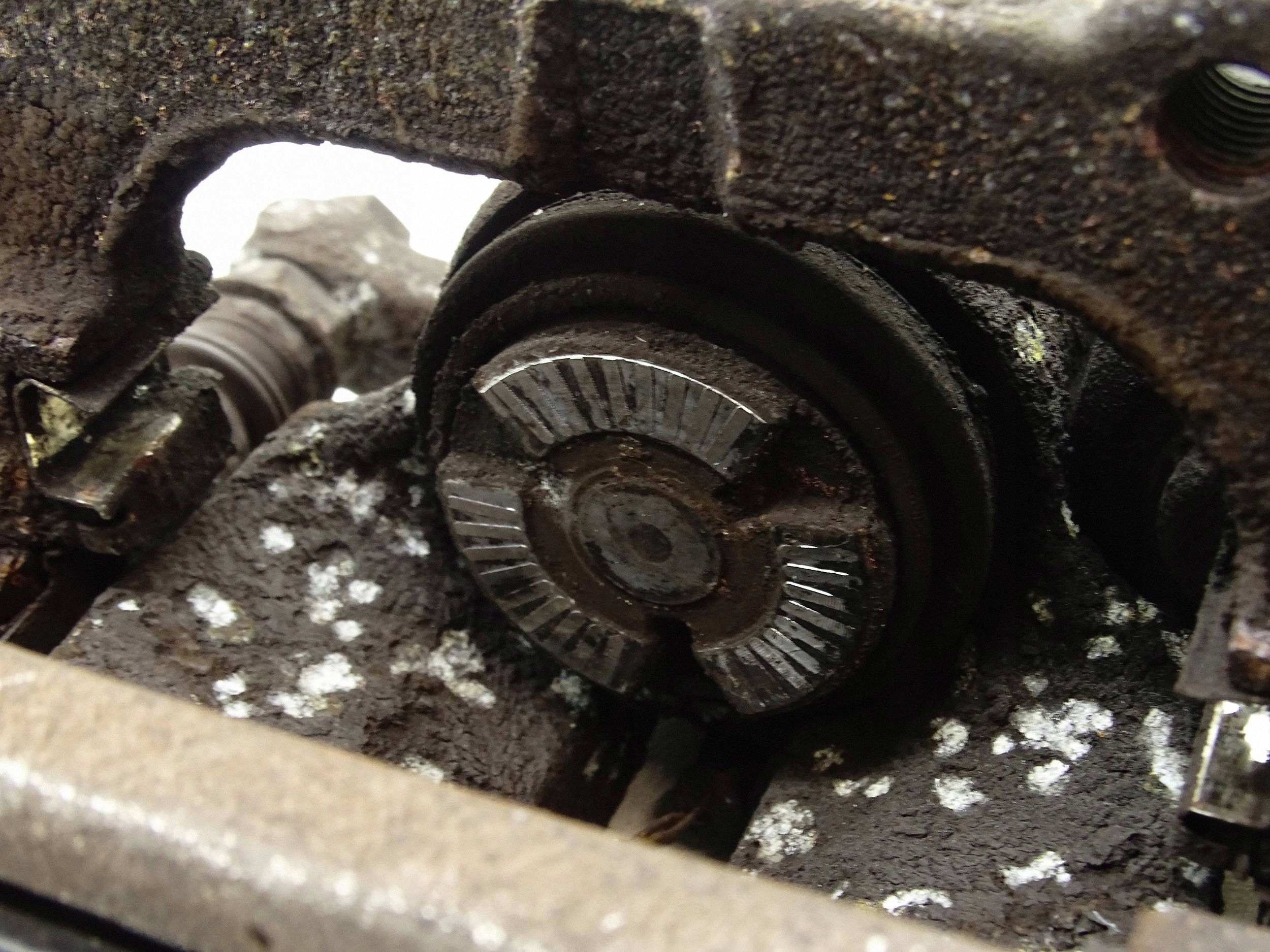 caliper brake left rear part rear MERCEDES CLA W117