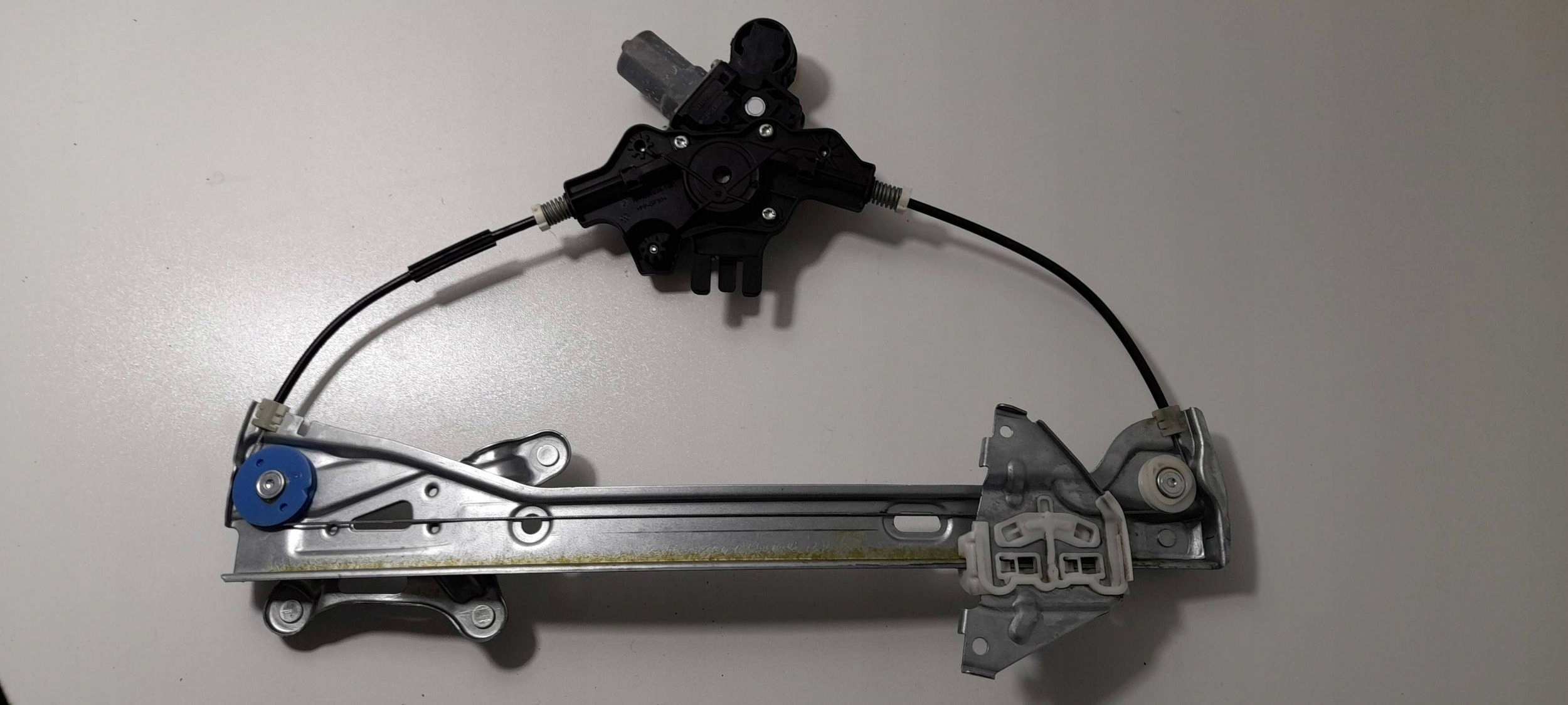 Toyota Corolla E21 Kombi window regulator front right 6981002721 (SK142)