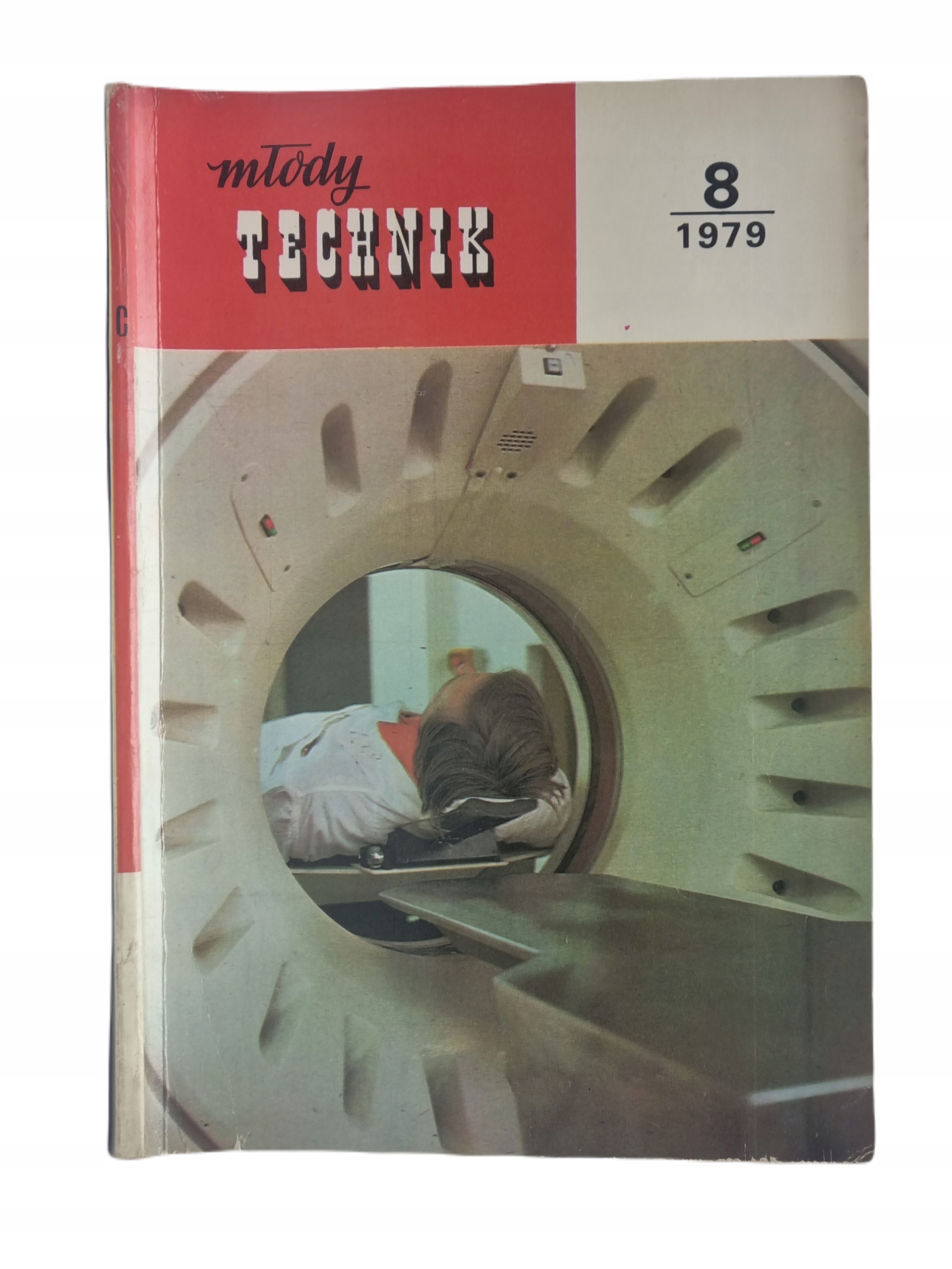 Młody Technik nr. 8 1979 r.
