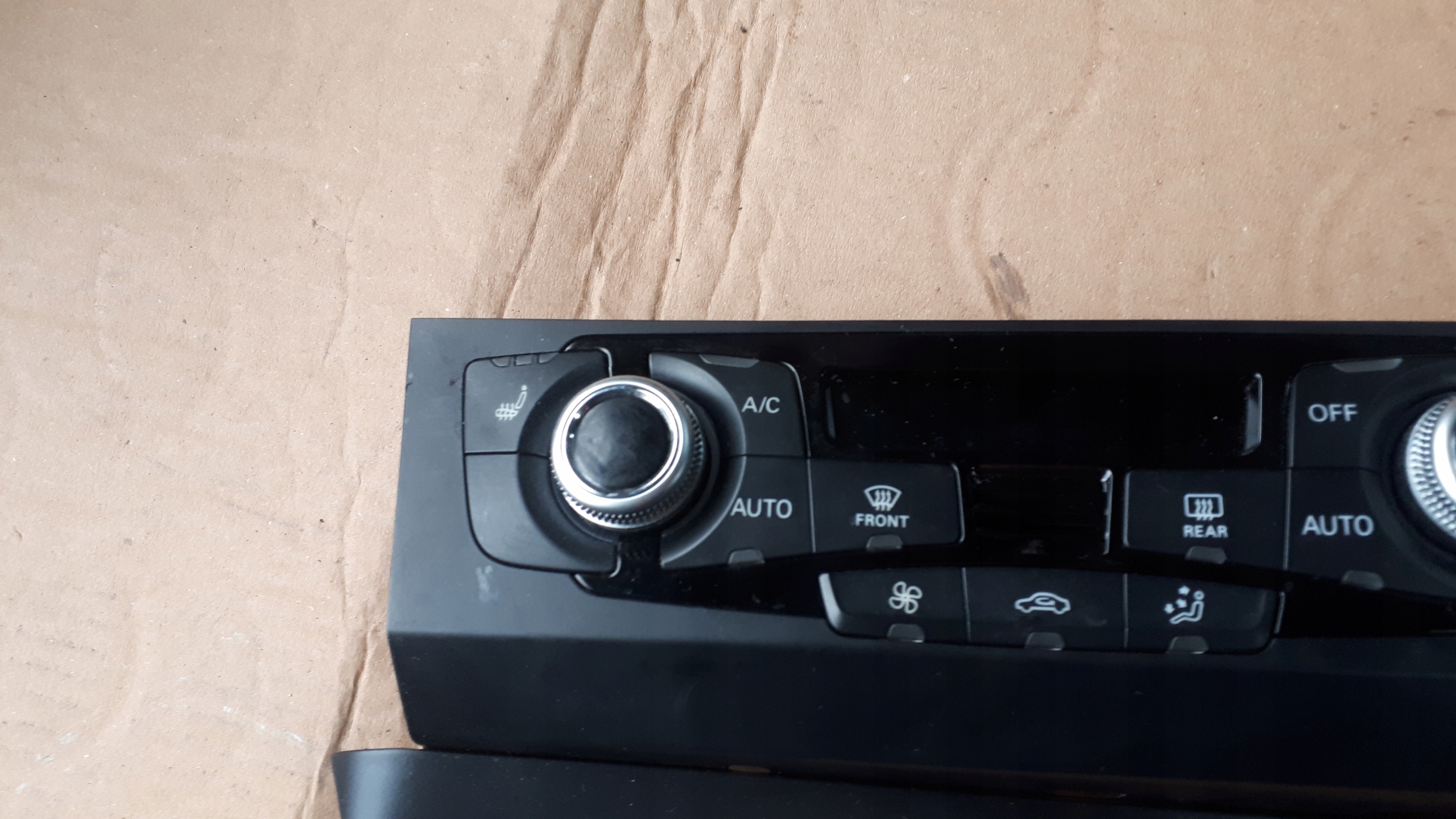 SQ5 8R Q5 PANEL BOCCHETTE KLIMATRONIK 8R1820043AQ