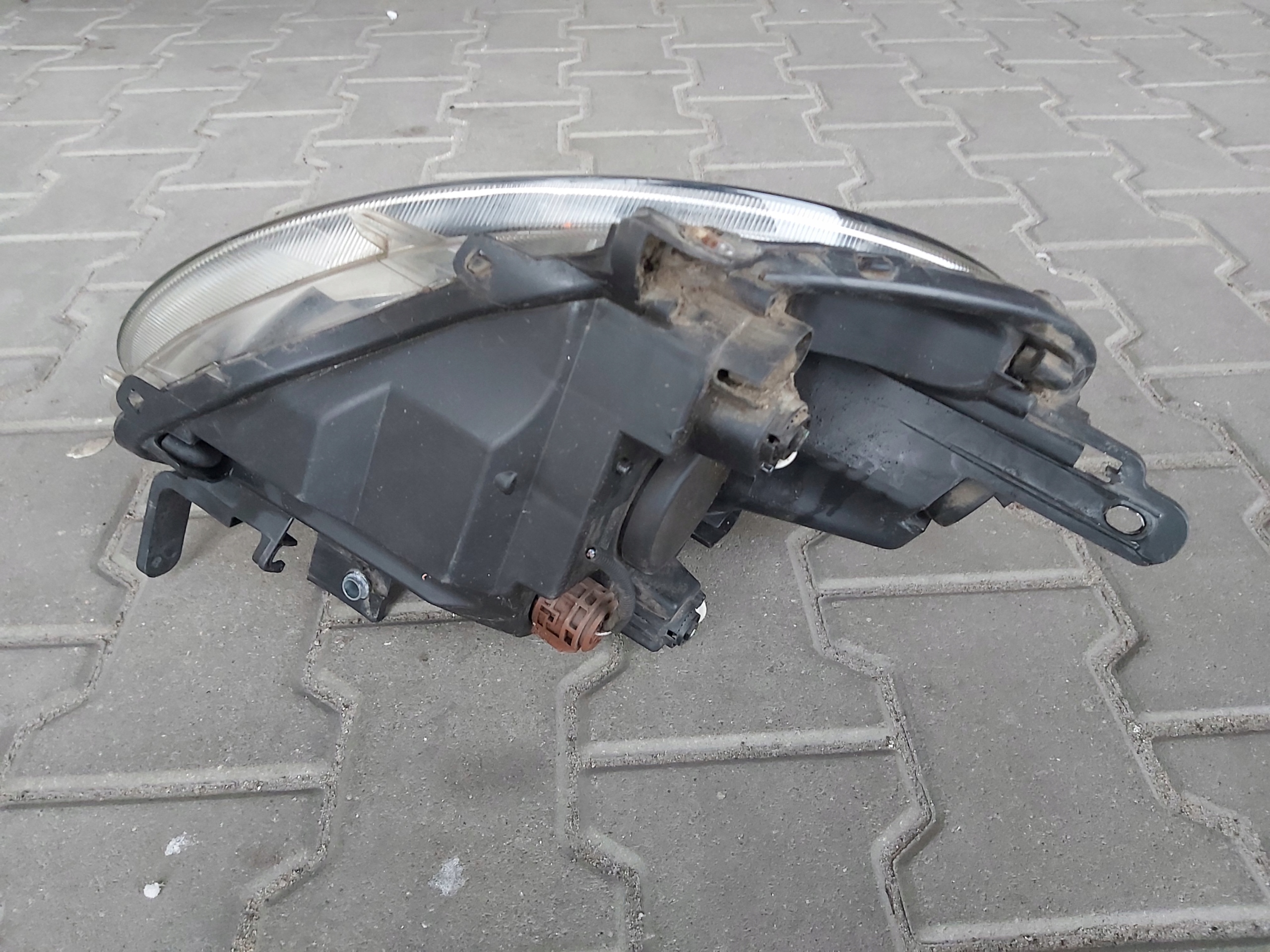light front front left FIAT 500L