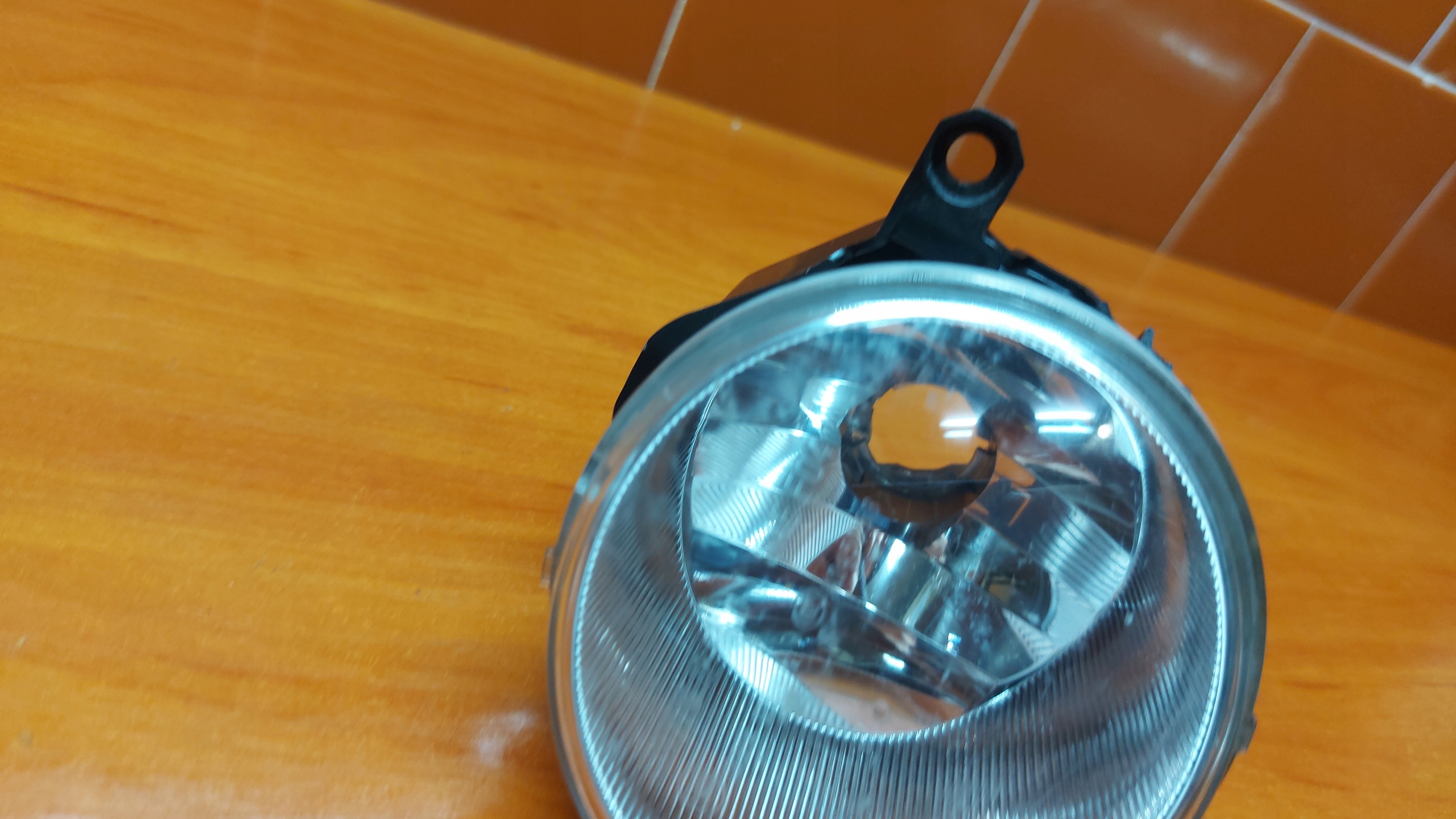 fog light left front TOYOTA RAV4 V 18- PRIUS