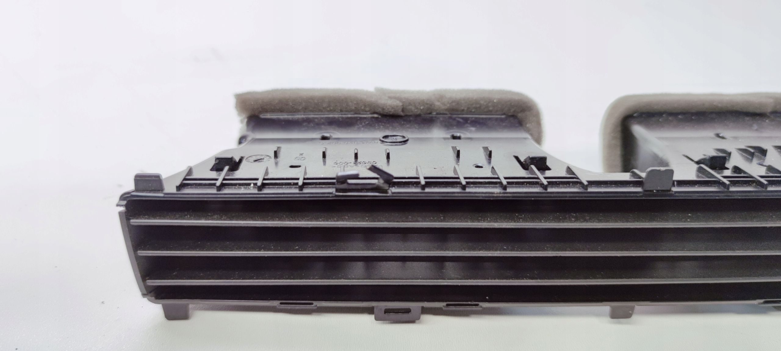 grid air conditioning devices AUDI A4 B9 8W1820902C
