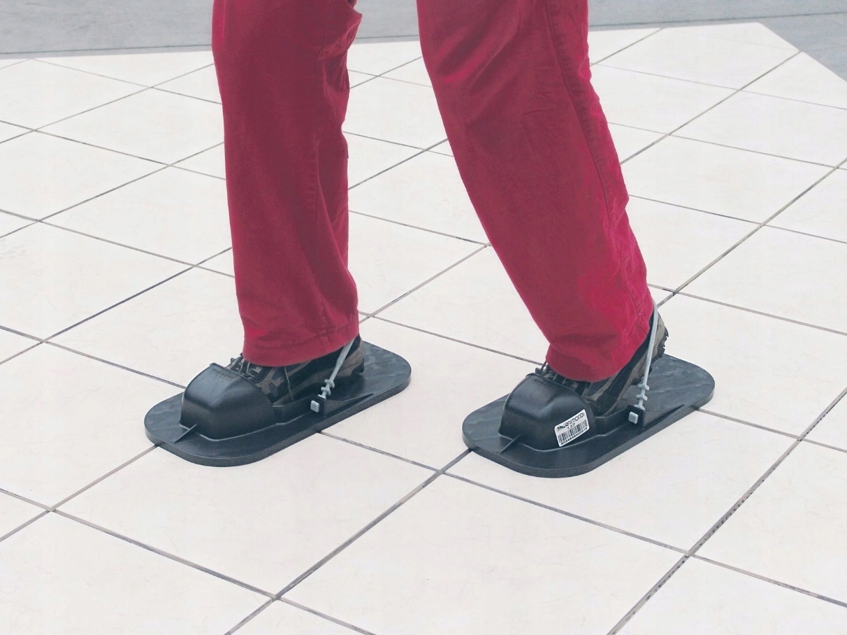 RAIMONDI NAKŁADKI NA BUTY DO CHODZENIA PO PŁYTKACH EAN (GTIN) 8024648000019