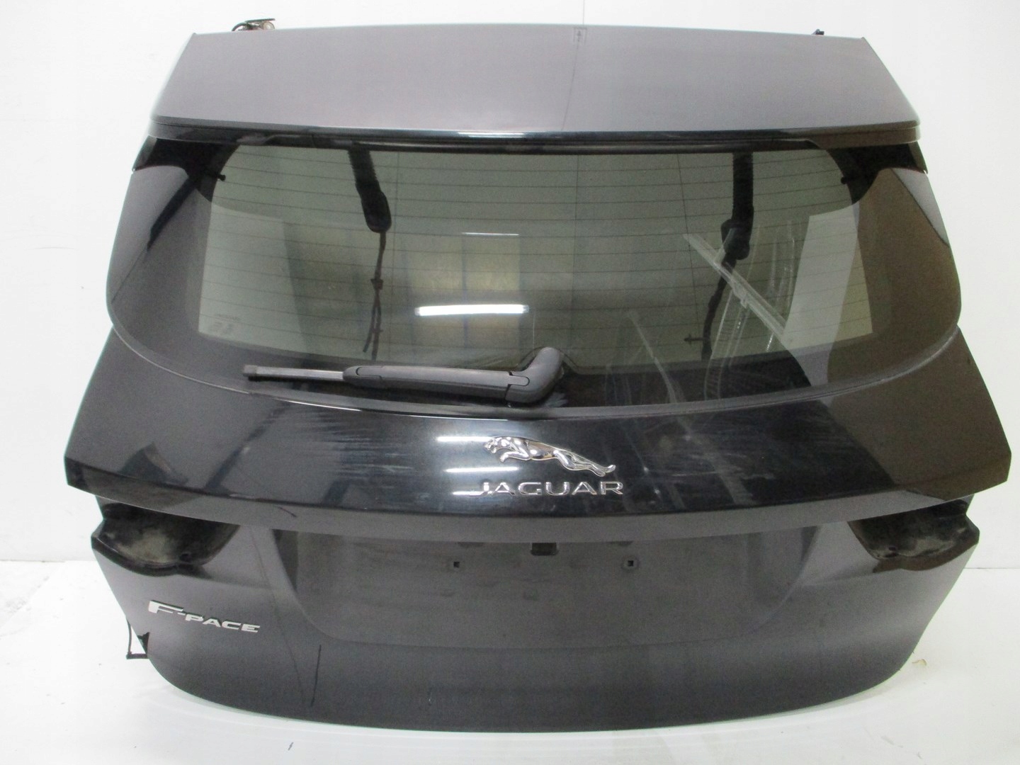 Klapa JAGUAR F PACE FPACE 16r KAMERA R-SPORT Typ samochodu Samochody osobowe