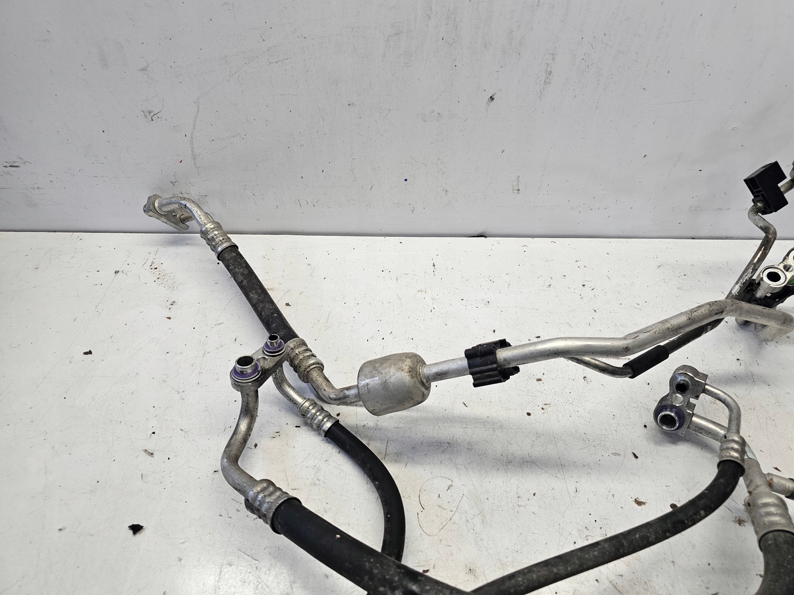 OPEL CORSA E RURKI hadice klimatizaci 1.2 1.4 Benzín