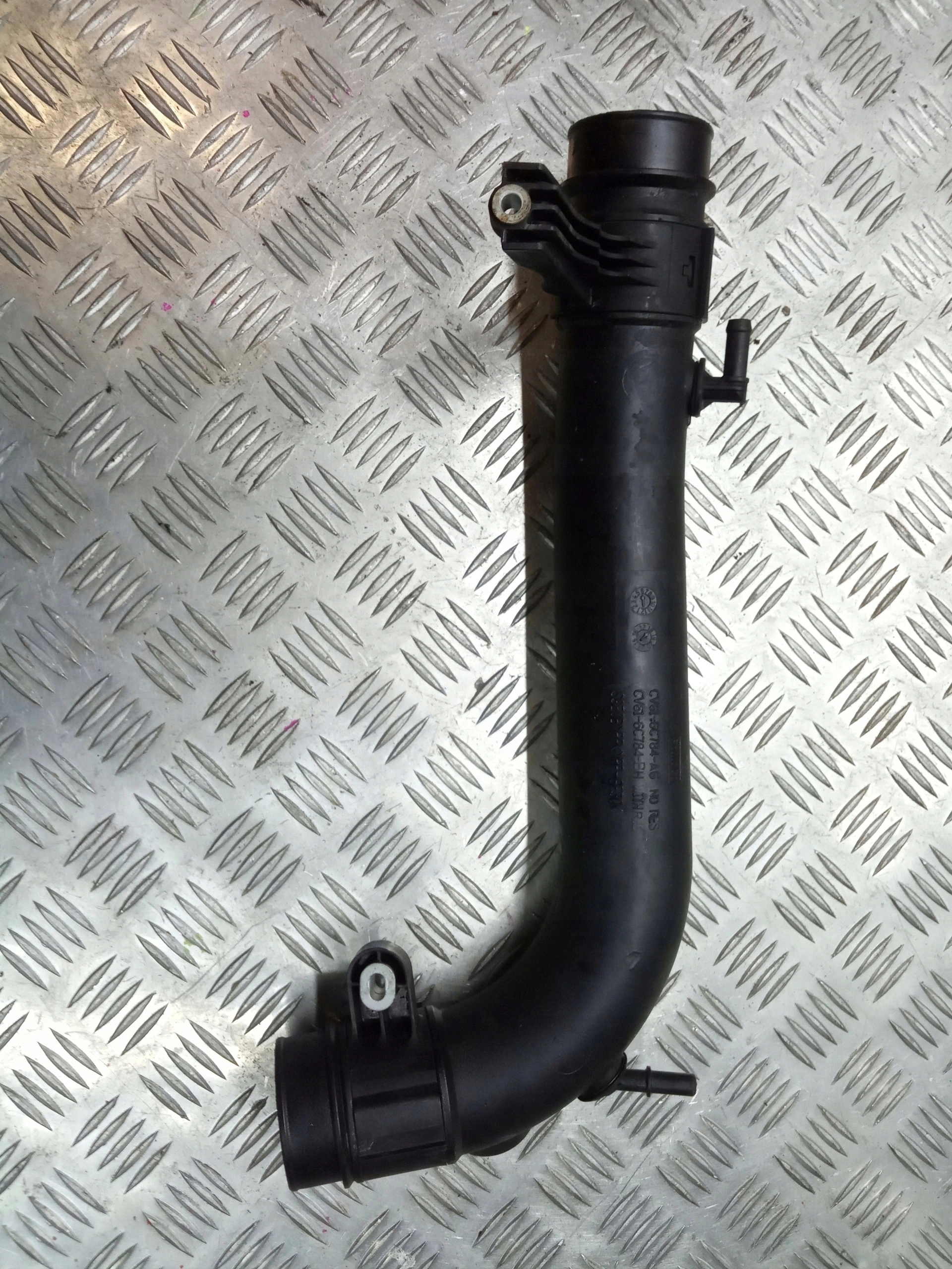 Schlauch luft CV616C784AG FORD FIESTA MK8 1.0