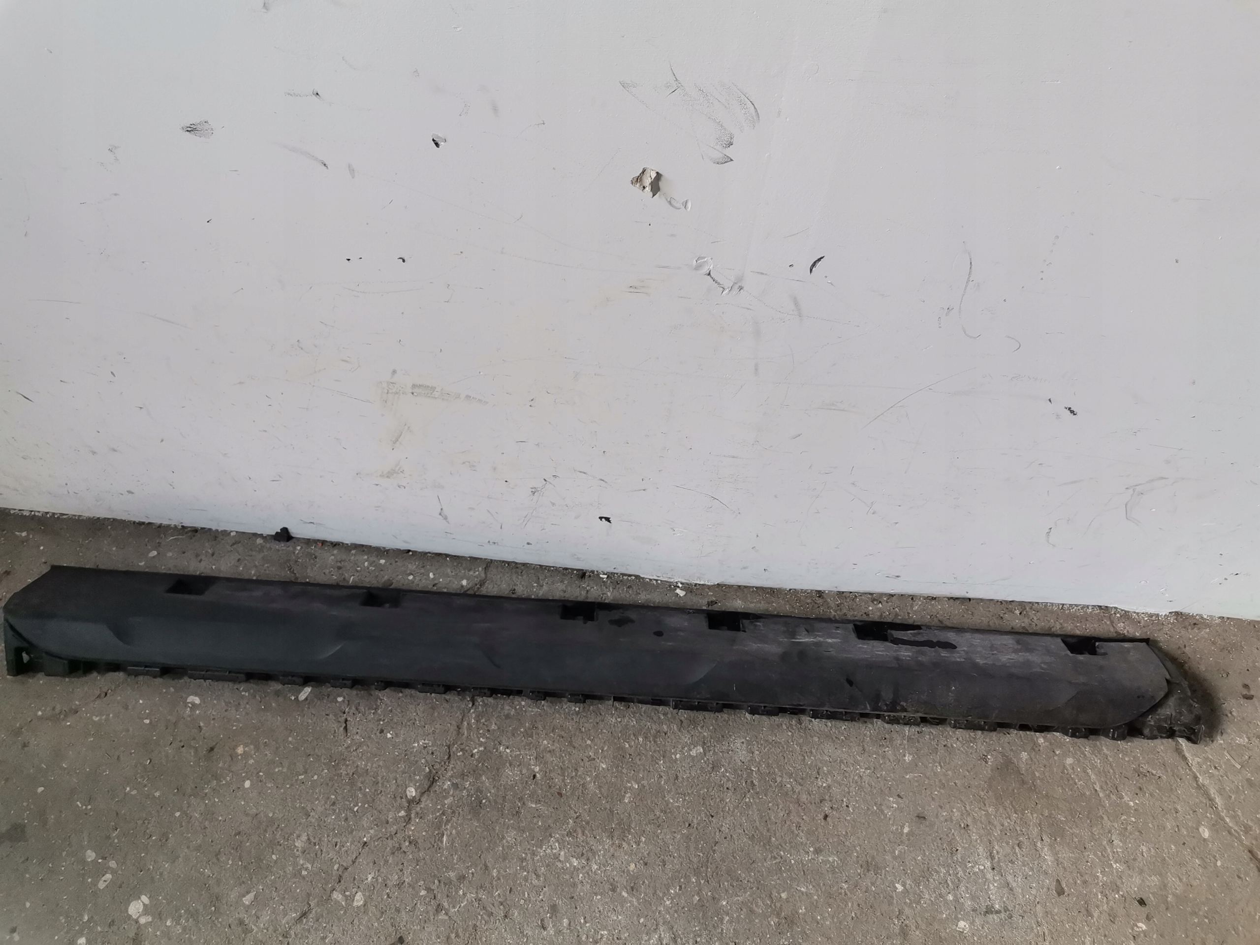 moulding threshold left DACIA DUSTER II 768519302R
