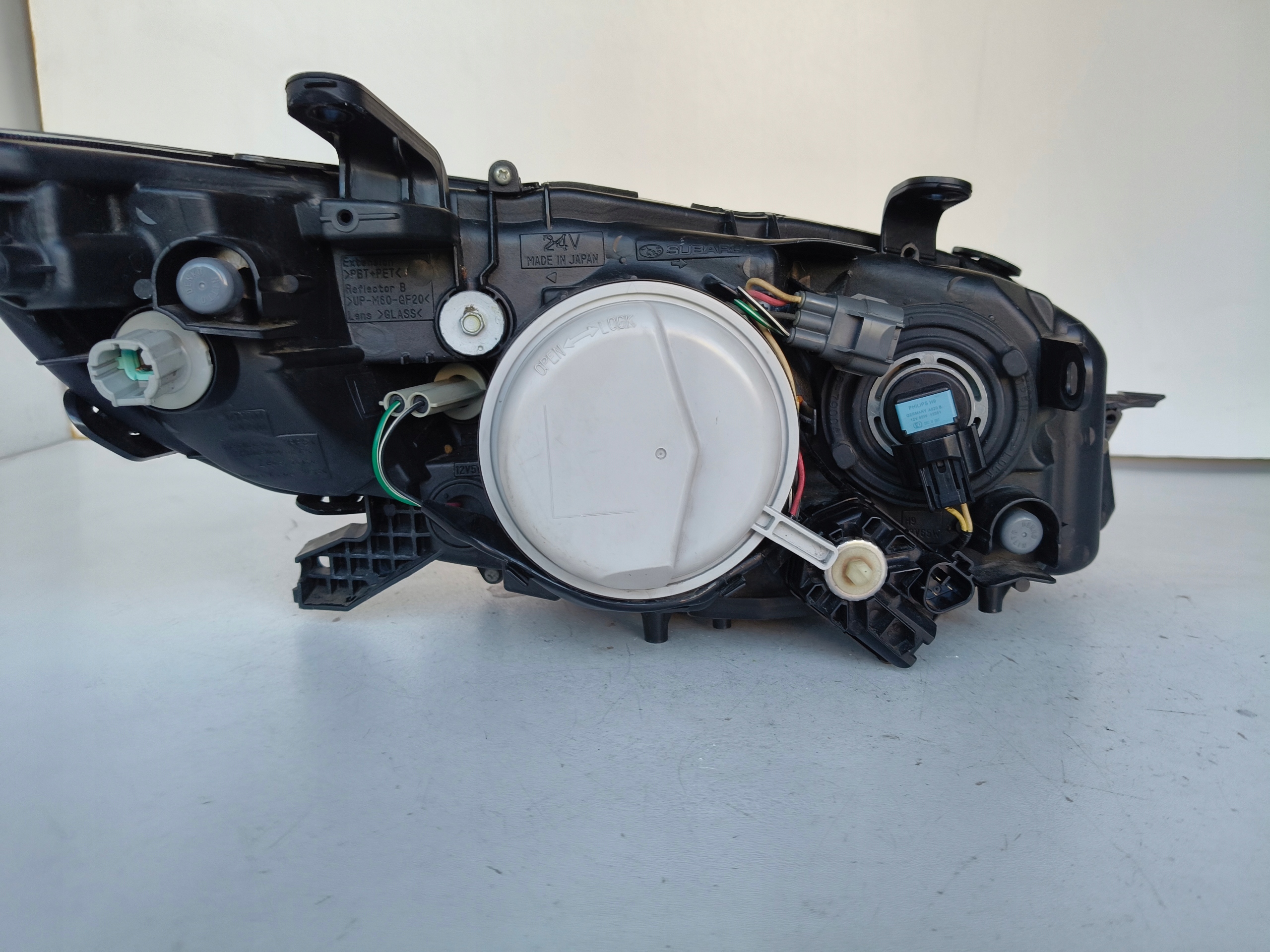 Licht links REFLEKTOR SUBARU OUTBACK 03