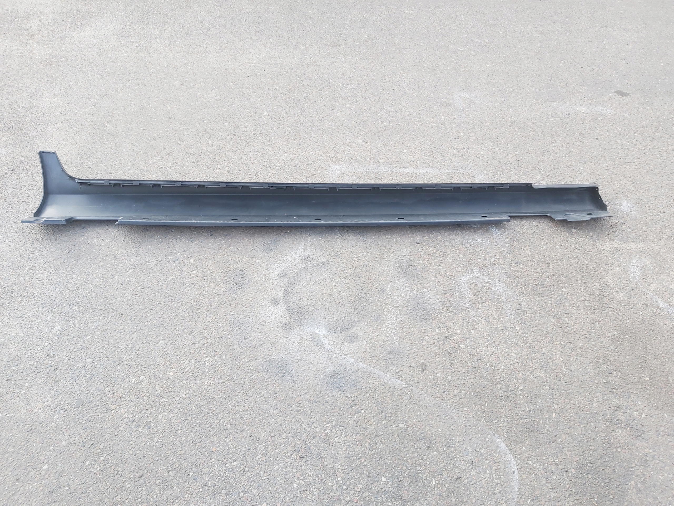 moulding threshold left threshold left 2186900340 755 MERCEDES CLS W218 AMG