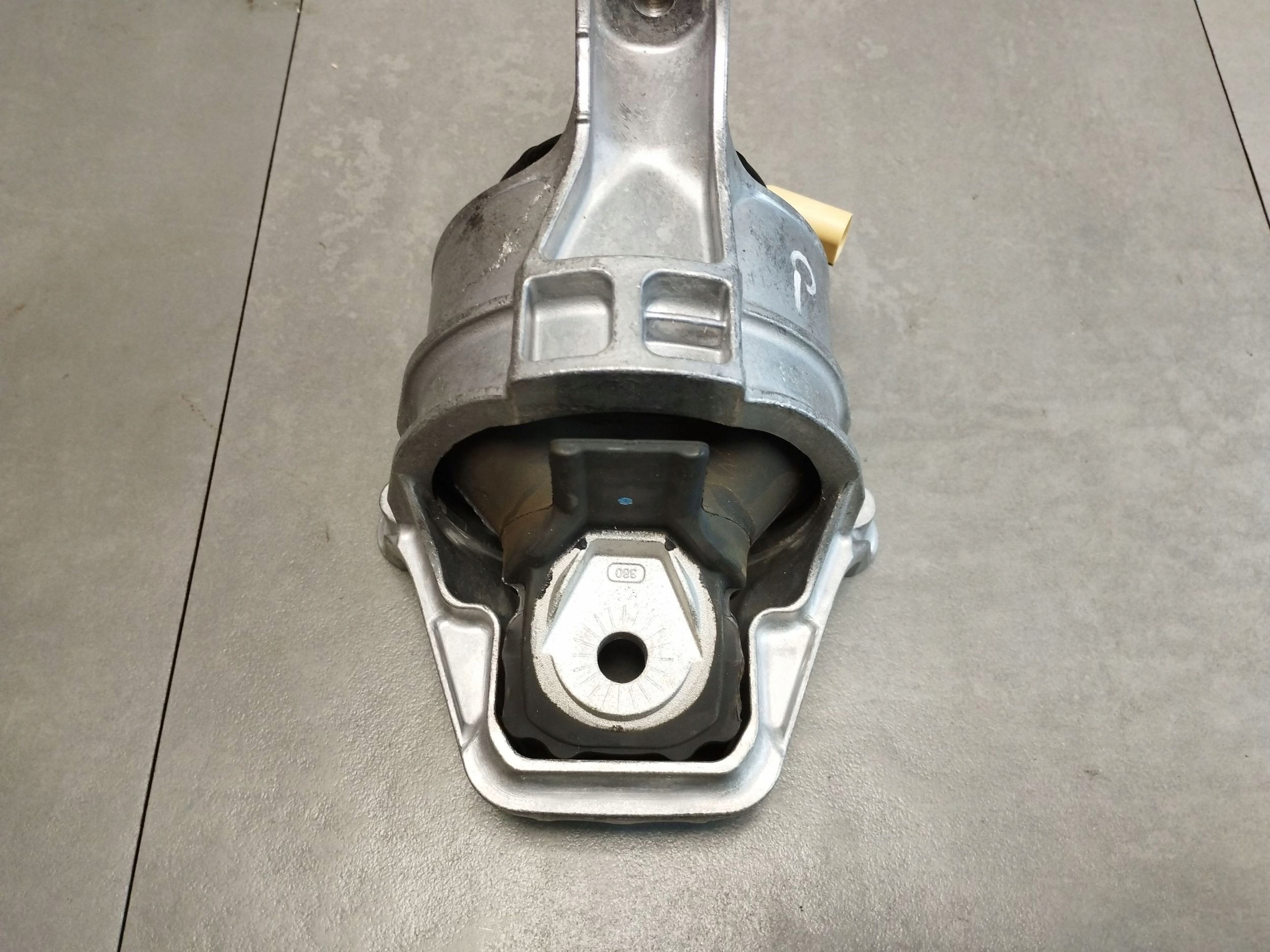Audi A5 B10 Motorlager 8B3199372BQ