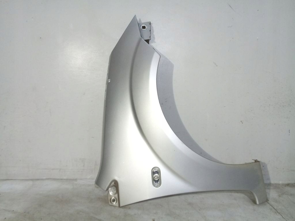 Ford Fiesta MK6 lift parafango Destra 62