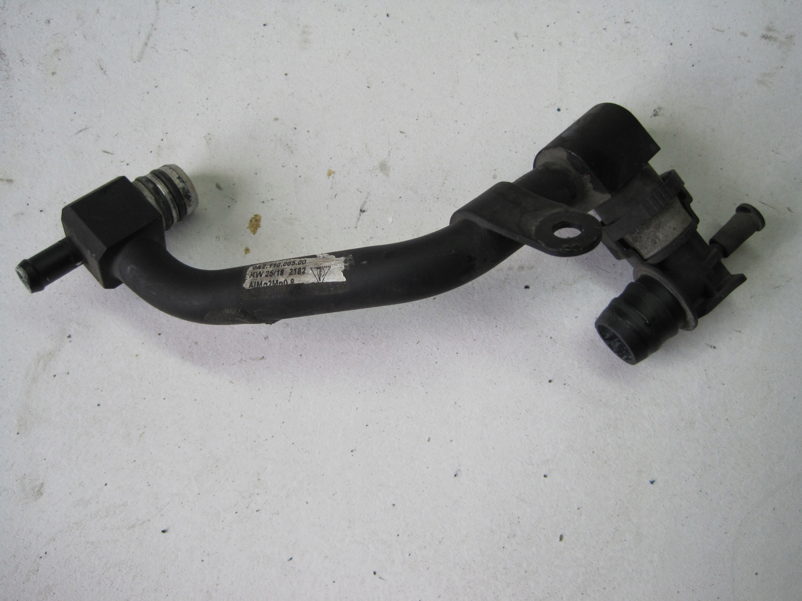 pipe oil PORSCHE CARRERA 991 911 3,0BIT 9A211006500