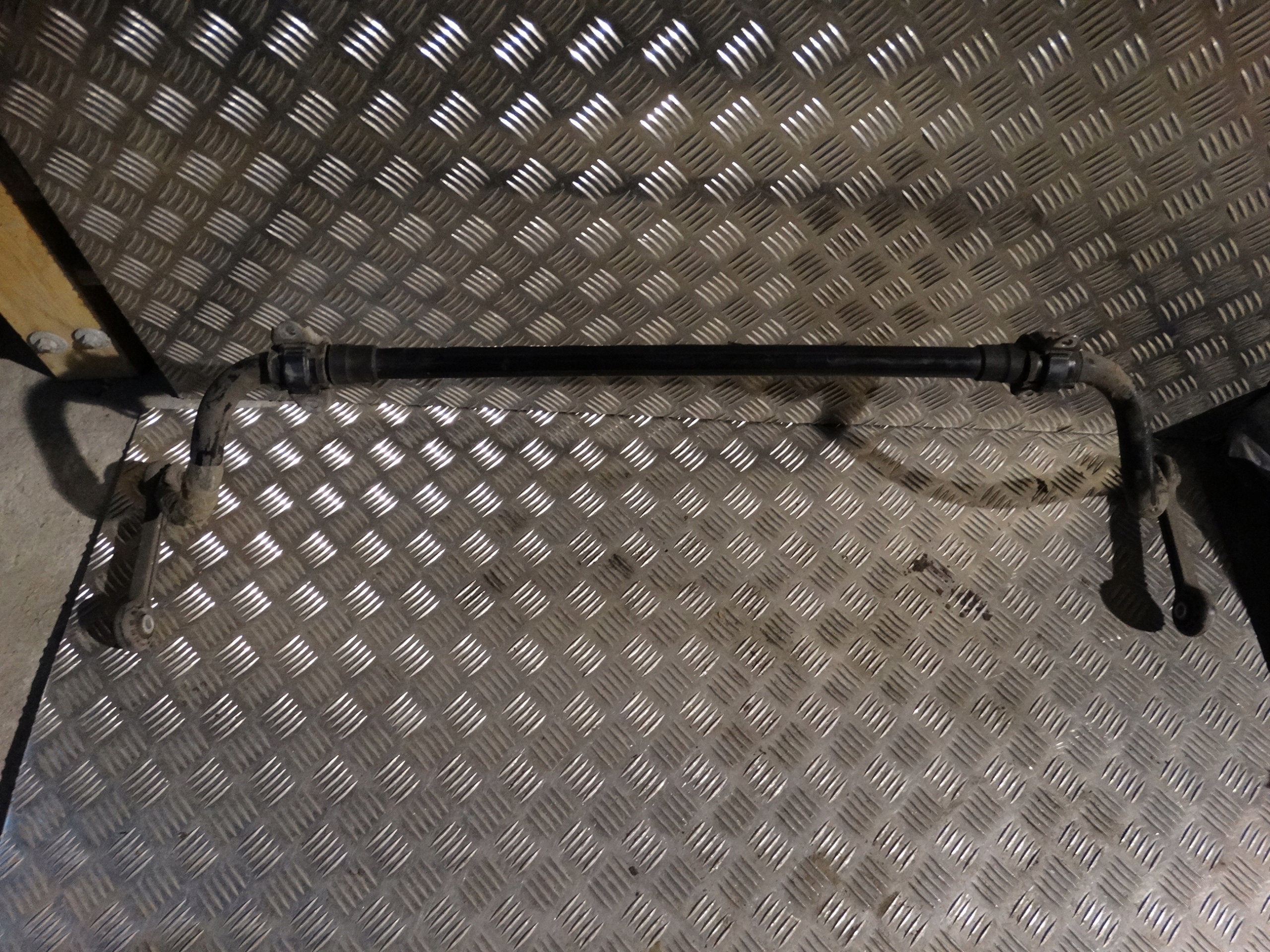 IDEALNY STABILIZATOR front AUDI A6 A7 C8 4K 1 9