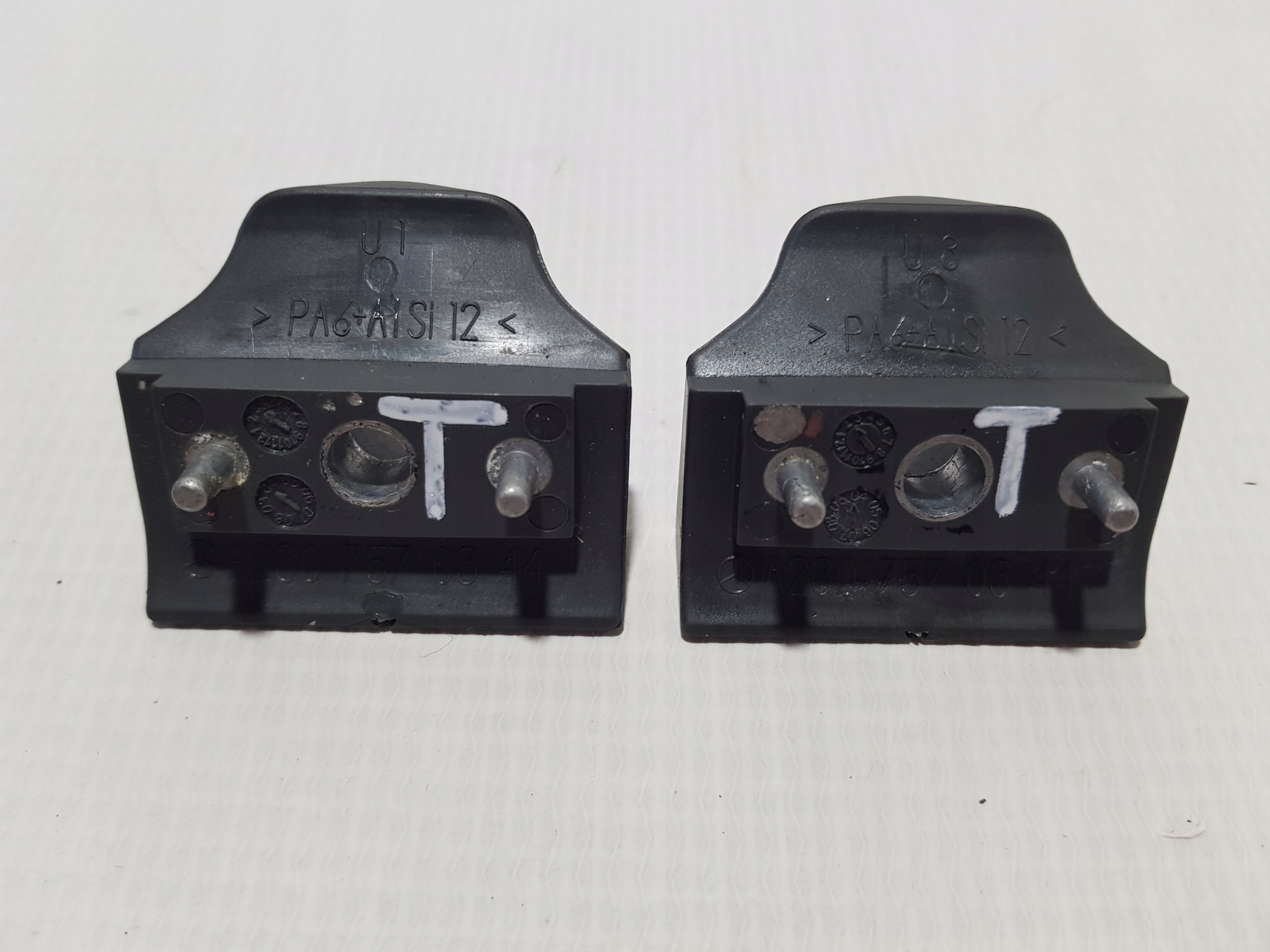 tip bonnet left right MERCEDES SL R230 2307570344