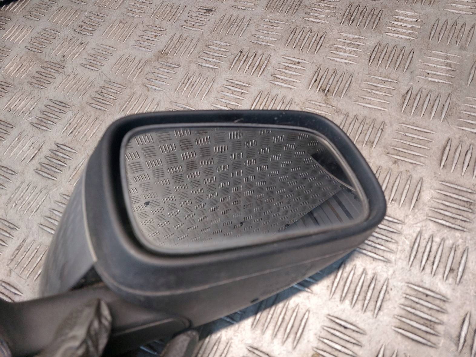 mirror right electrics VOLVO V50 and 3003-322 6 PIN 426-46