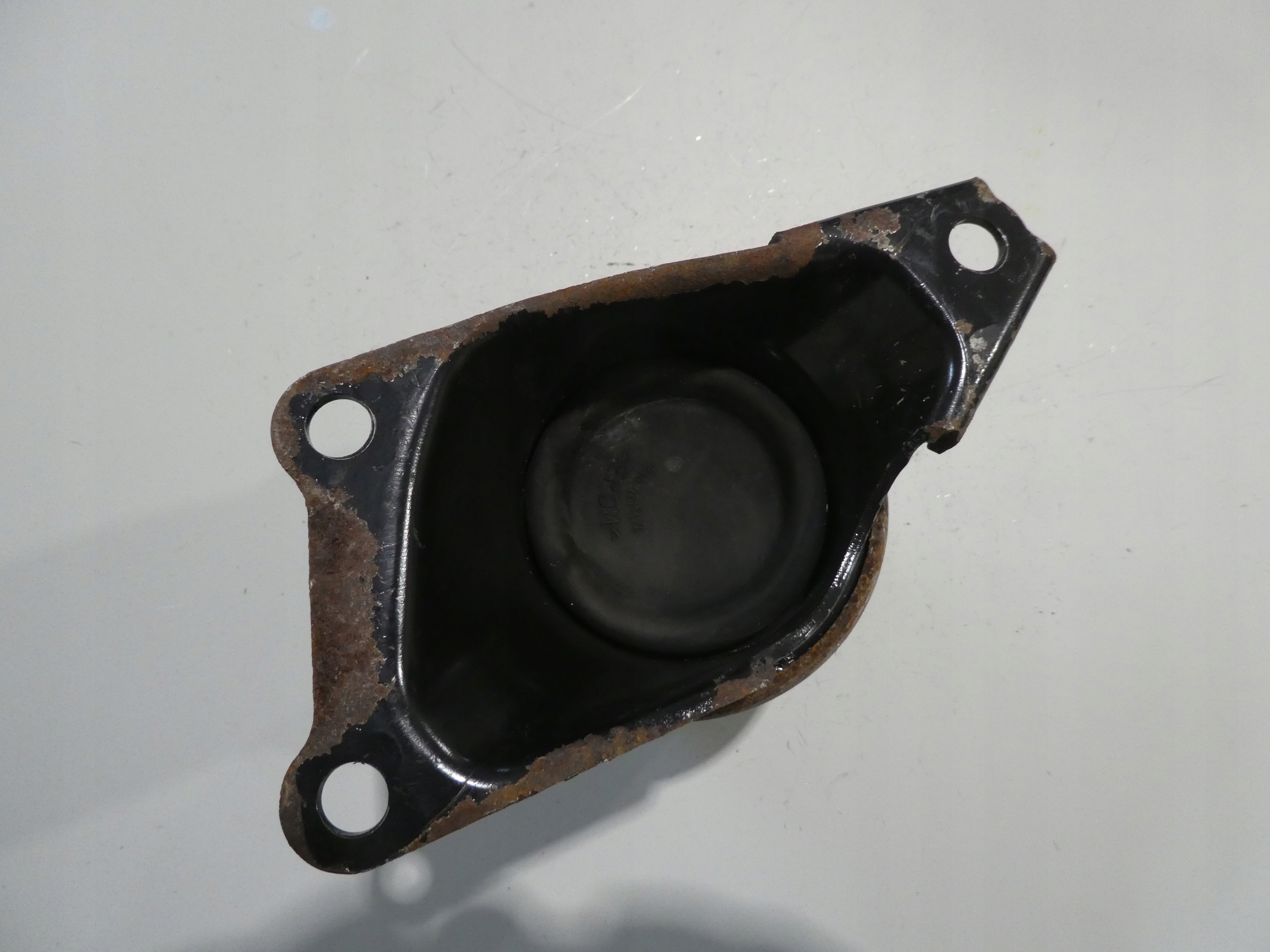 engine mount VW T5 LIFT 2.0 TDI 7E0199256J