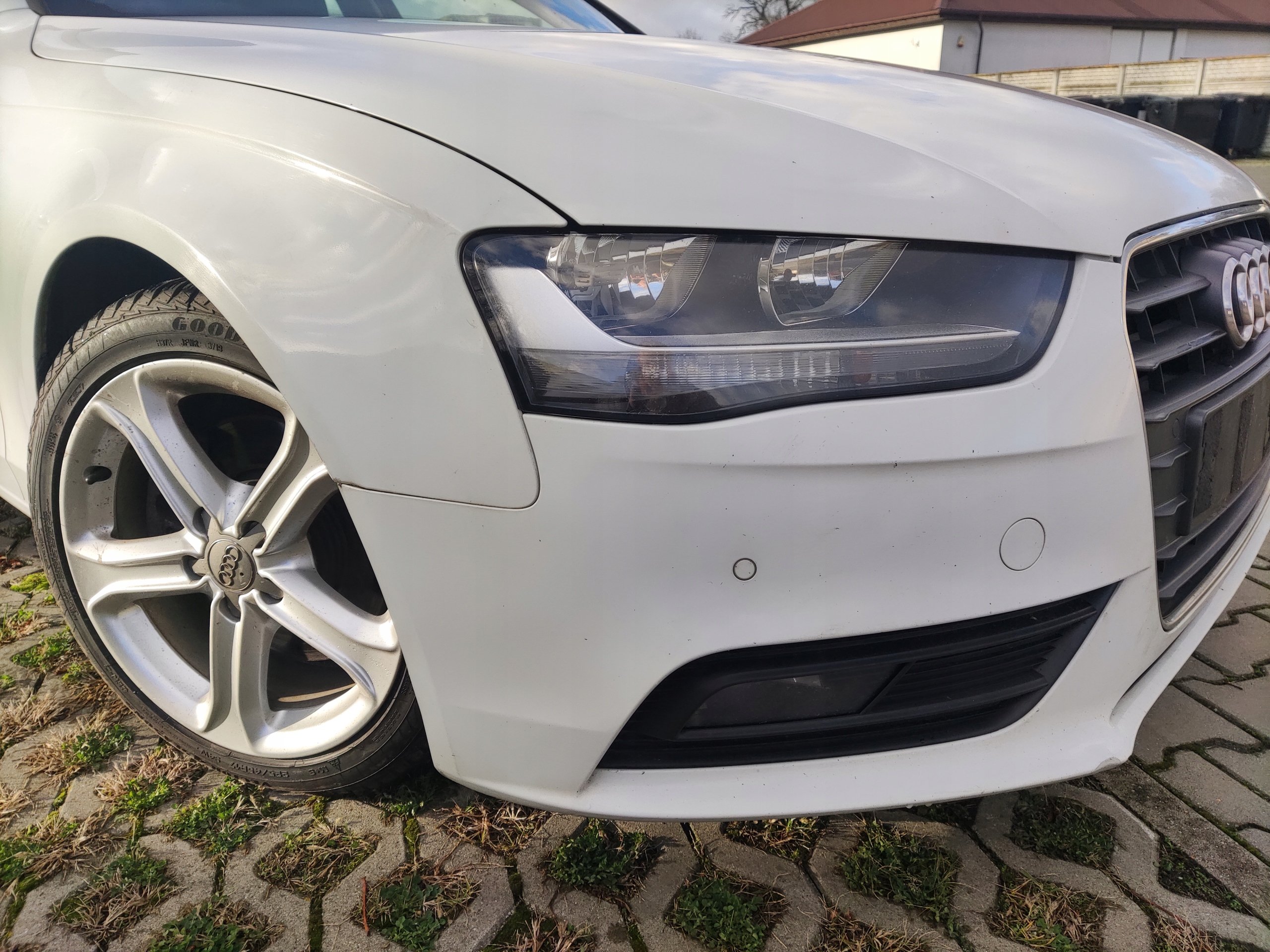 AUDI A4 B8 LIFT PRZÓD KOMPLETNY LS9R Typ samochodu Samochody osobowe