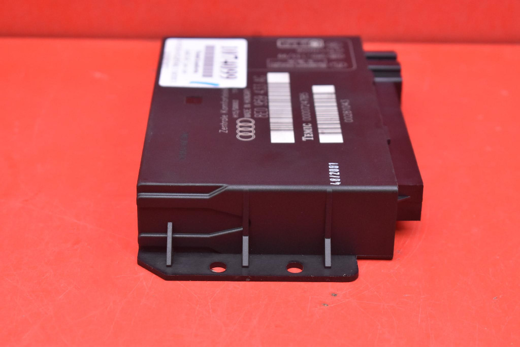 Unité commande confort 8E0959433AG AUDI A4 B6 2.0 20V 130 KM 00-05