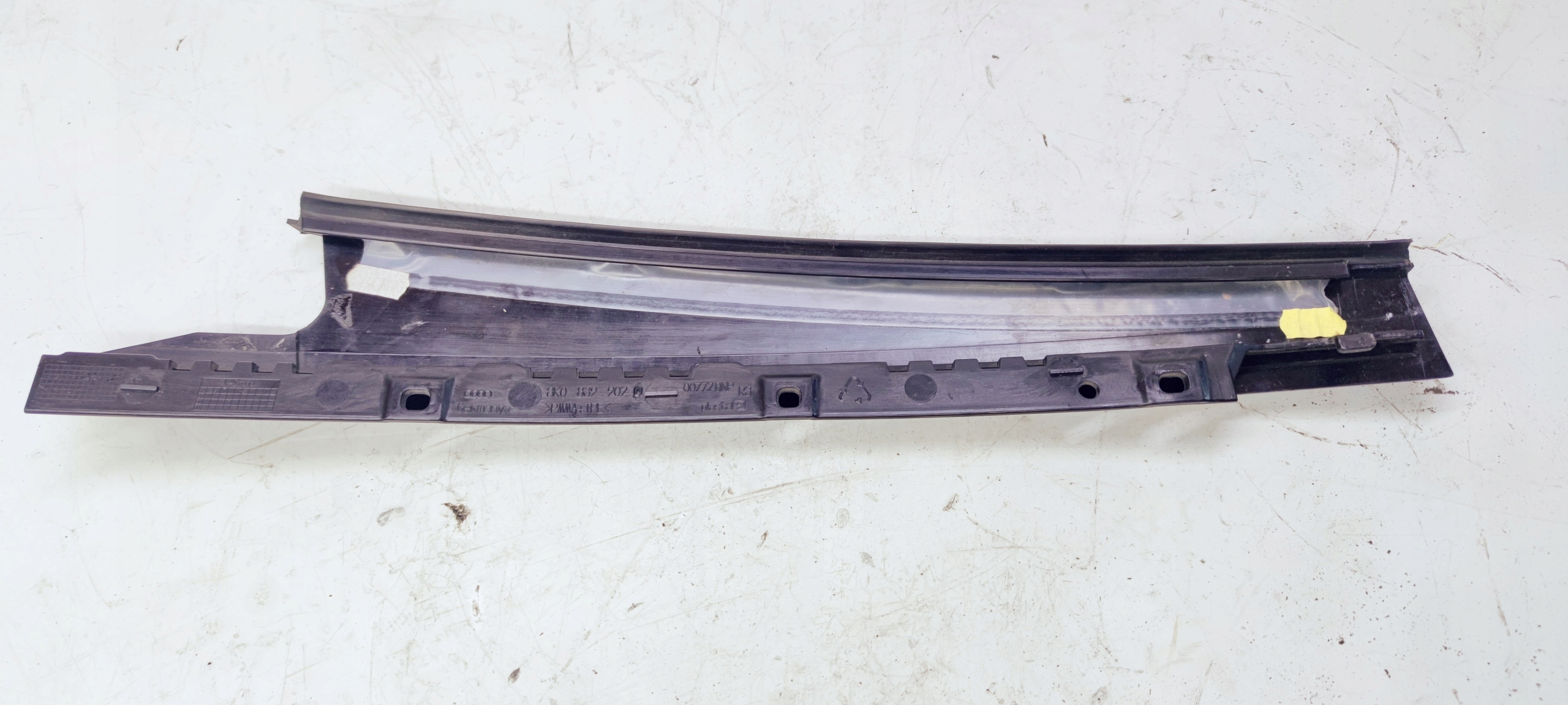 cap cover SLUPKA AUDI A4 B8 PT 8K0839902Q