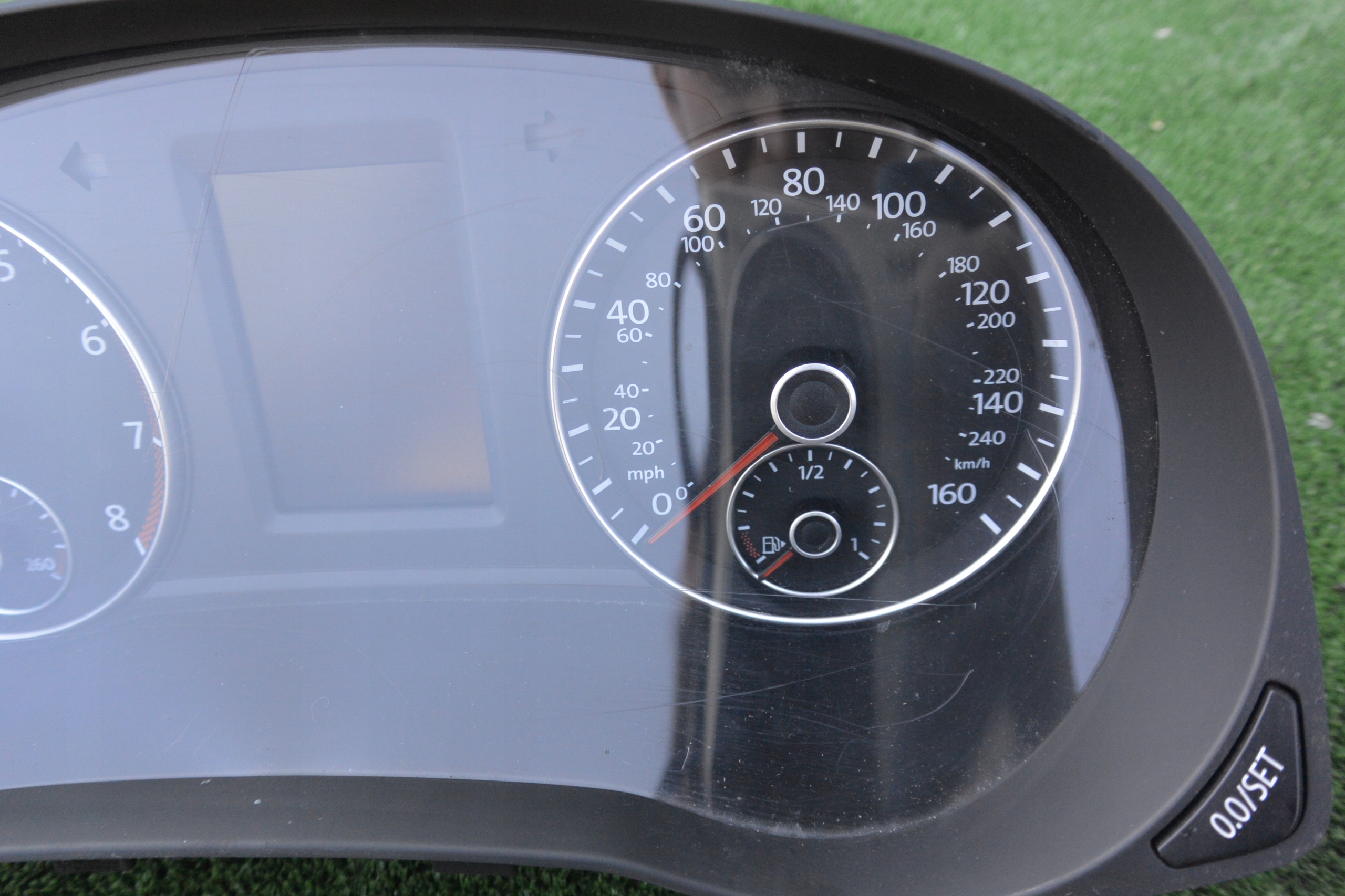 dials dials 2.5 SE petrol VW PASSAT B7 USA