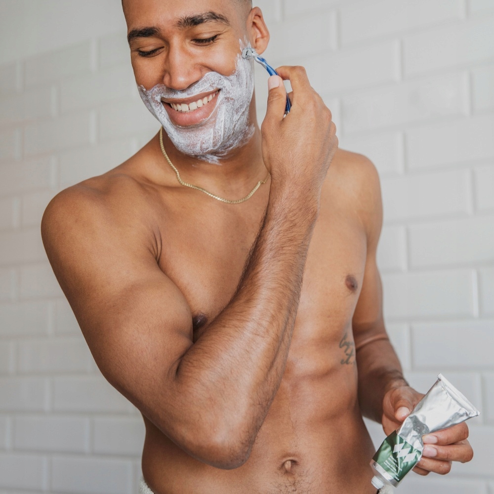 KREM DO GOLENIA dla TATY Mocno NAWILŻAJĄCY Skóra Wrażliwa na DZIEŃ OJCA Produkt nie zawiera alkoholu