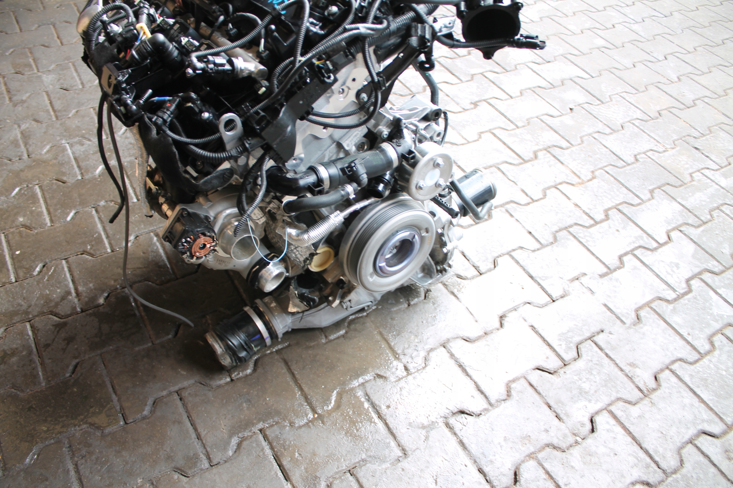 engine complete BMW X1 X3 B48B20A 17 TYSKM