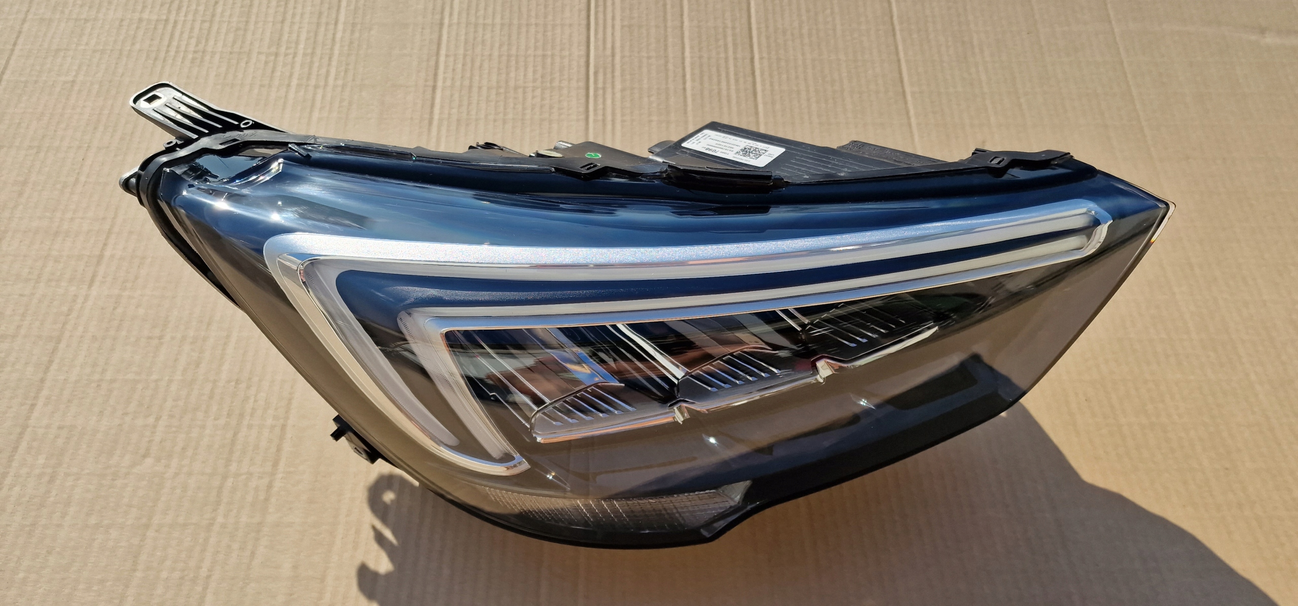 OPEL CROSSLAND X LIGHT RIGHT FULL LED LIFT