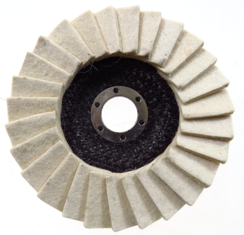 

Tarcza Filcowa Lamelka Polerska 125mm grubość 10mm