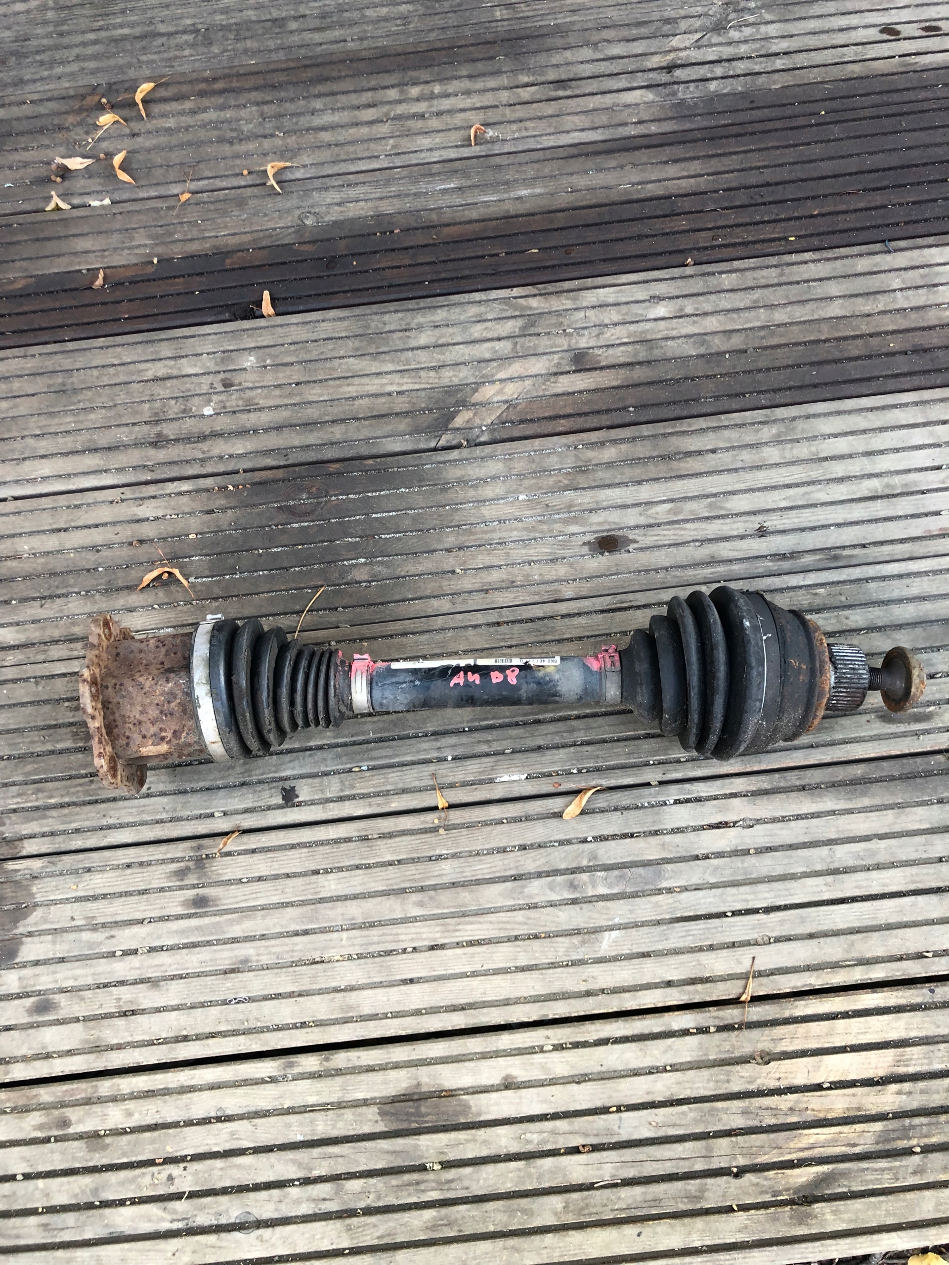 semi-axis front AUDI A4 B8 8K0407271Q