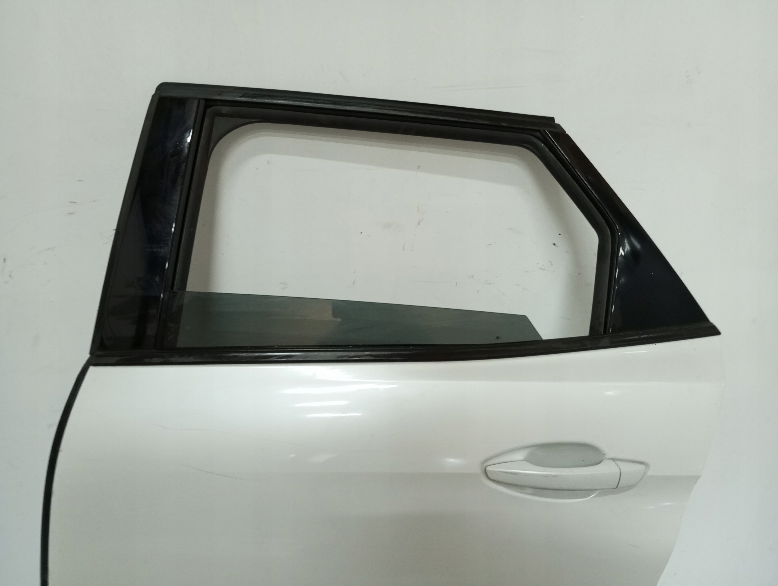 door left rear. PEUGEOT 3008 II 21R