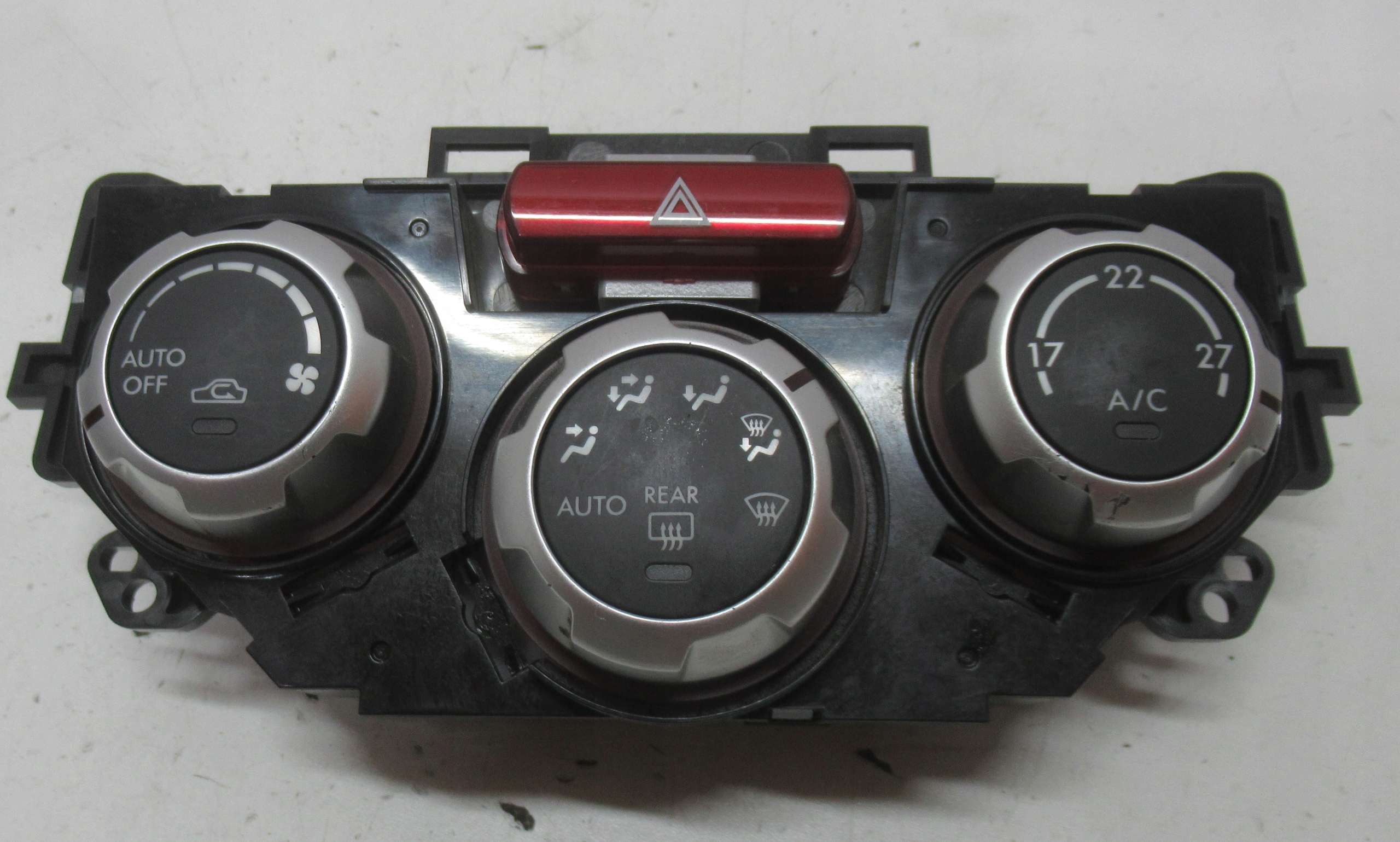 SUBARU FORESTER 11R COMANDI CLIMA 72311SC060