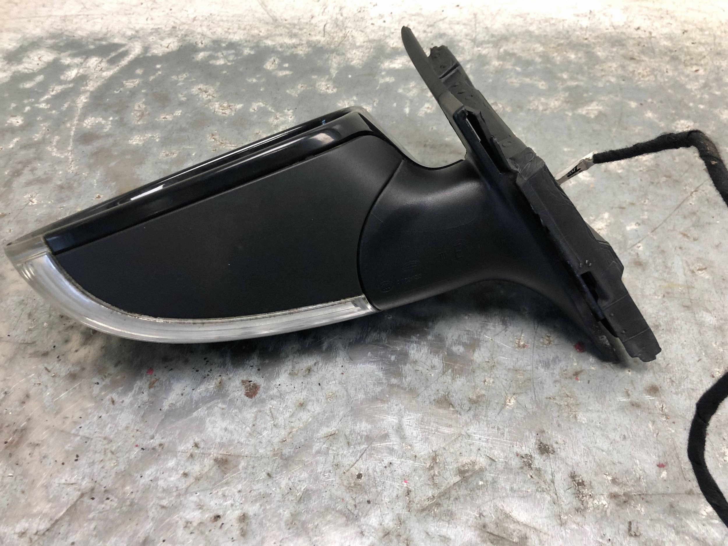 mirror left 6 PIN L041 VW GOLF VI KOMBI 1K5857933