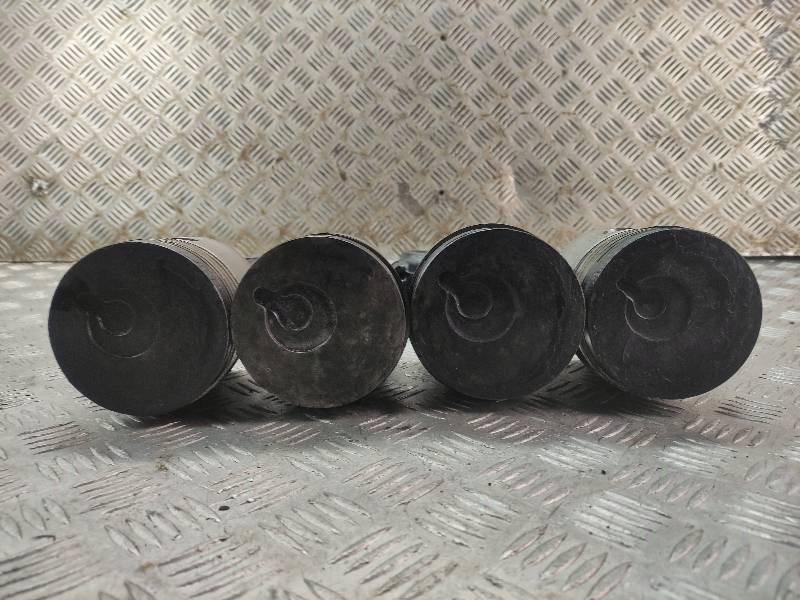 TŁOK + KORBOWÓD IFA TGL 18051 Producent części Inny