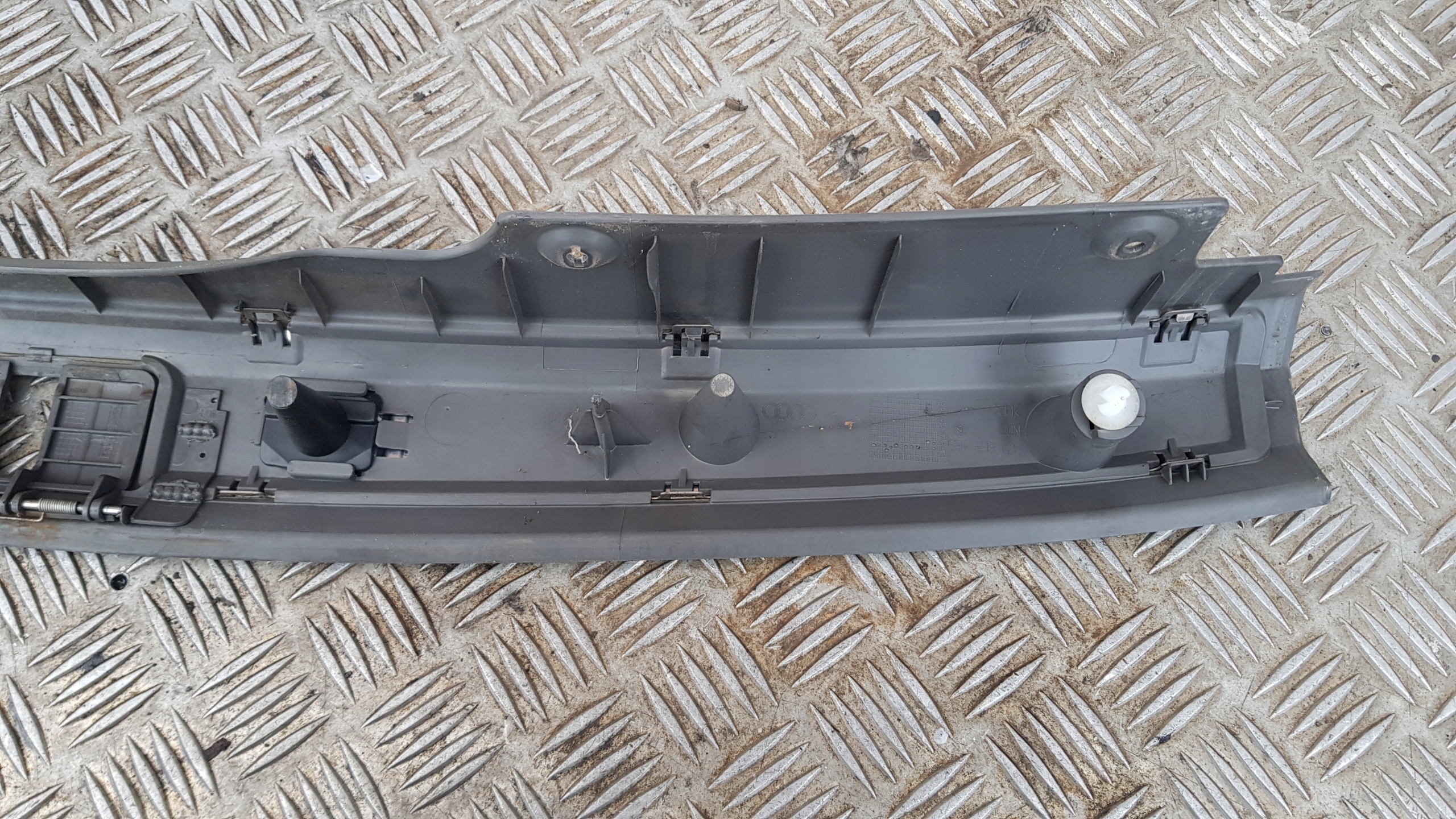 AUDI A4 B6 B7 cover of a lock boot KOMBI