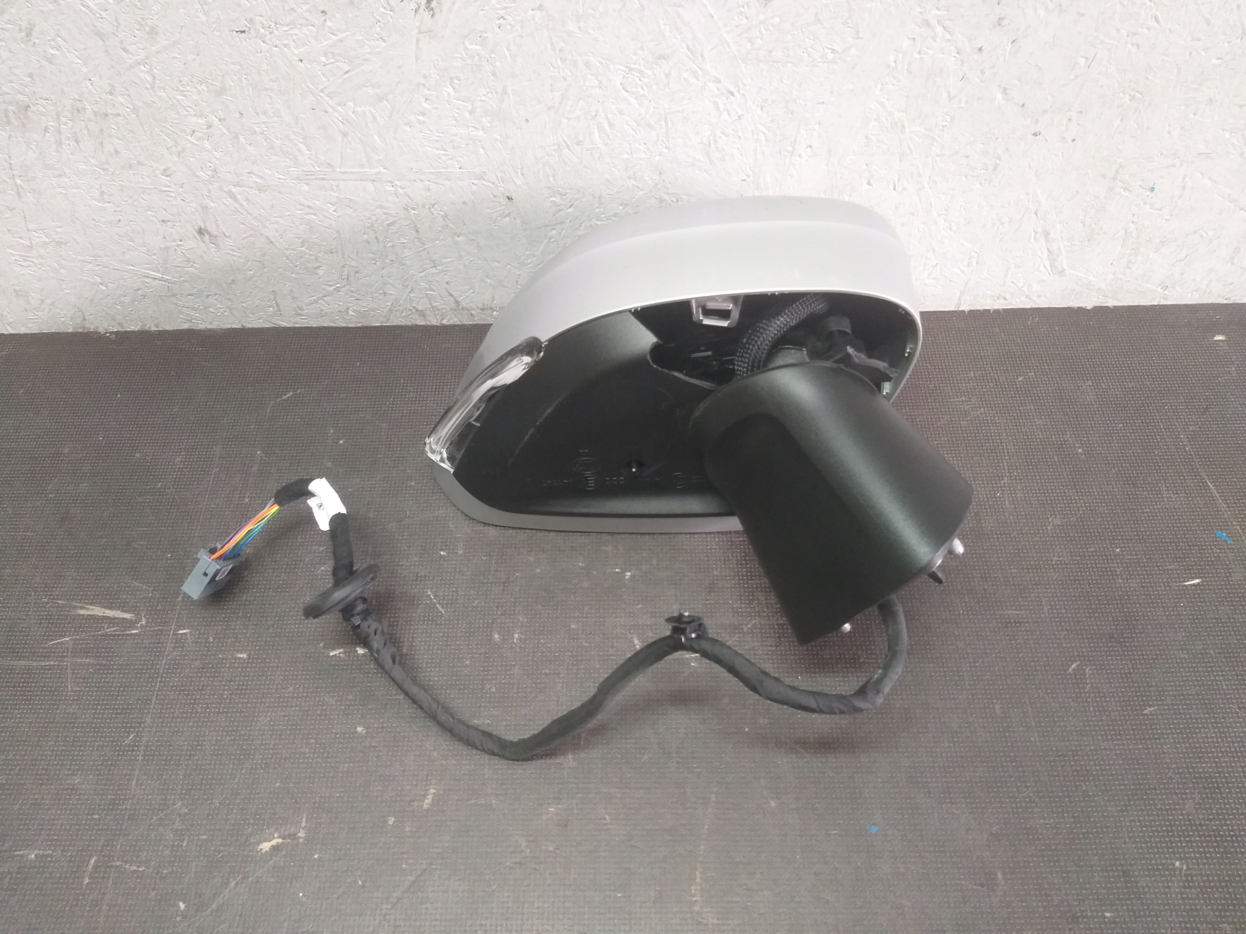 MIRROR RIGHT VOLVO XC60 II 2 17- 14PIN