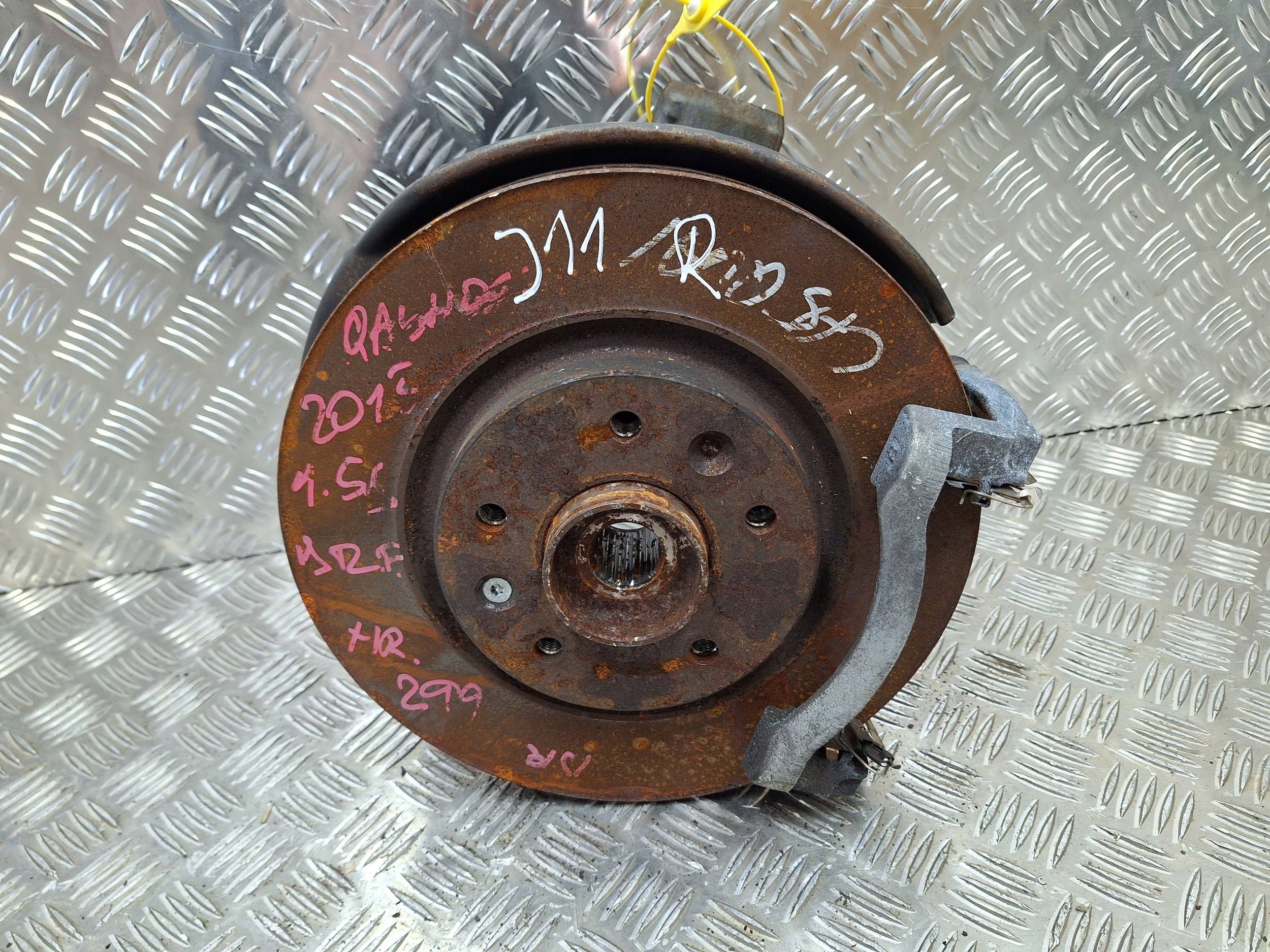 swing right front NISSAN QASHQAI J11 14-21 1.5 DCi