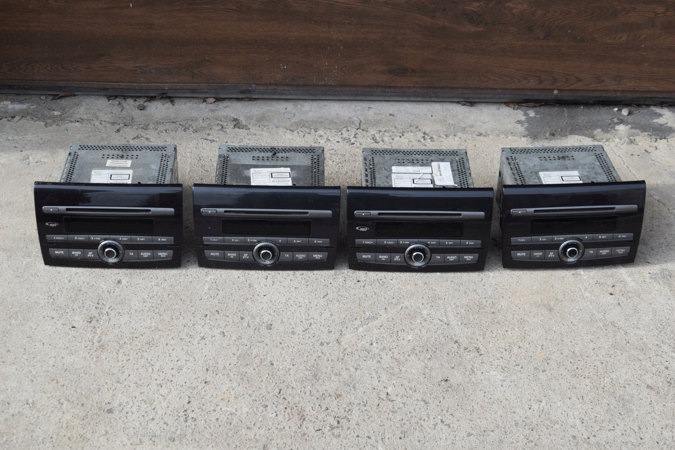 Fiat Bravo 2 Radioodtwarzac CD Radio Fabryczne