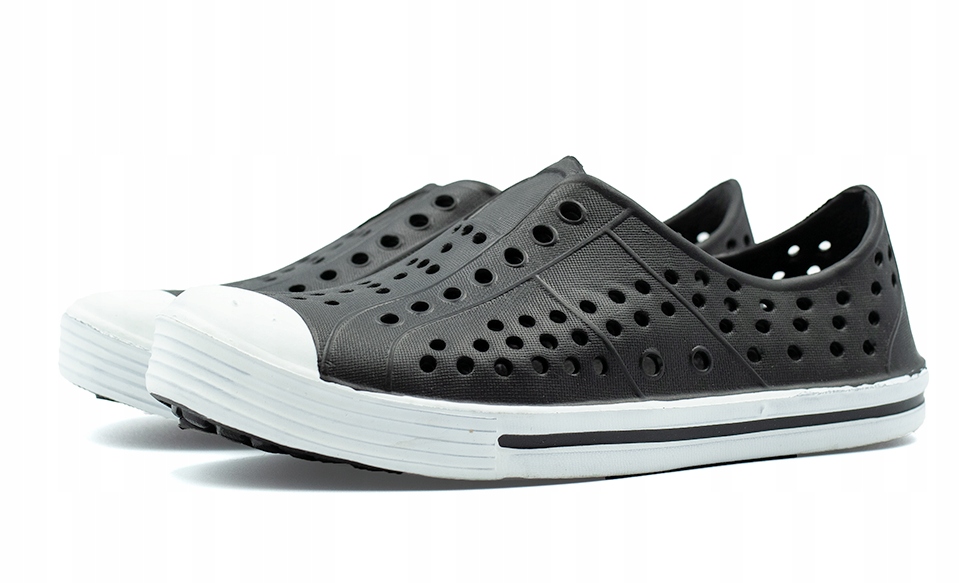

Buty do wody trampki czarne z dziurkami piankowe