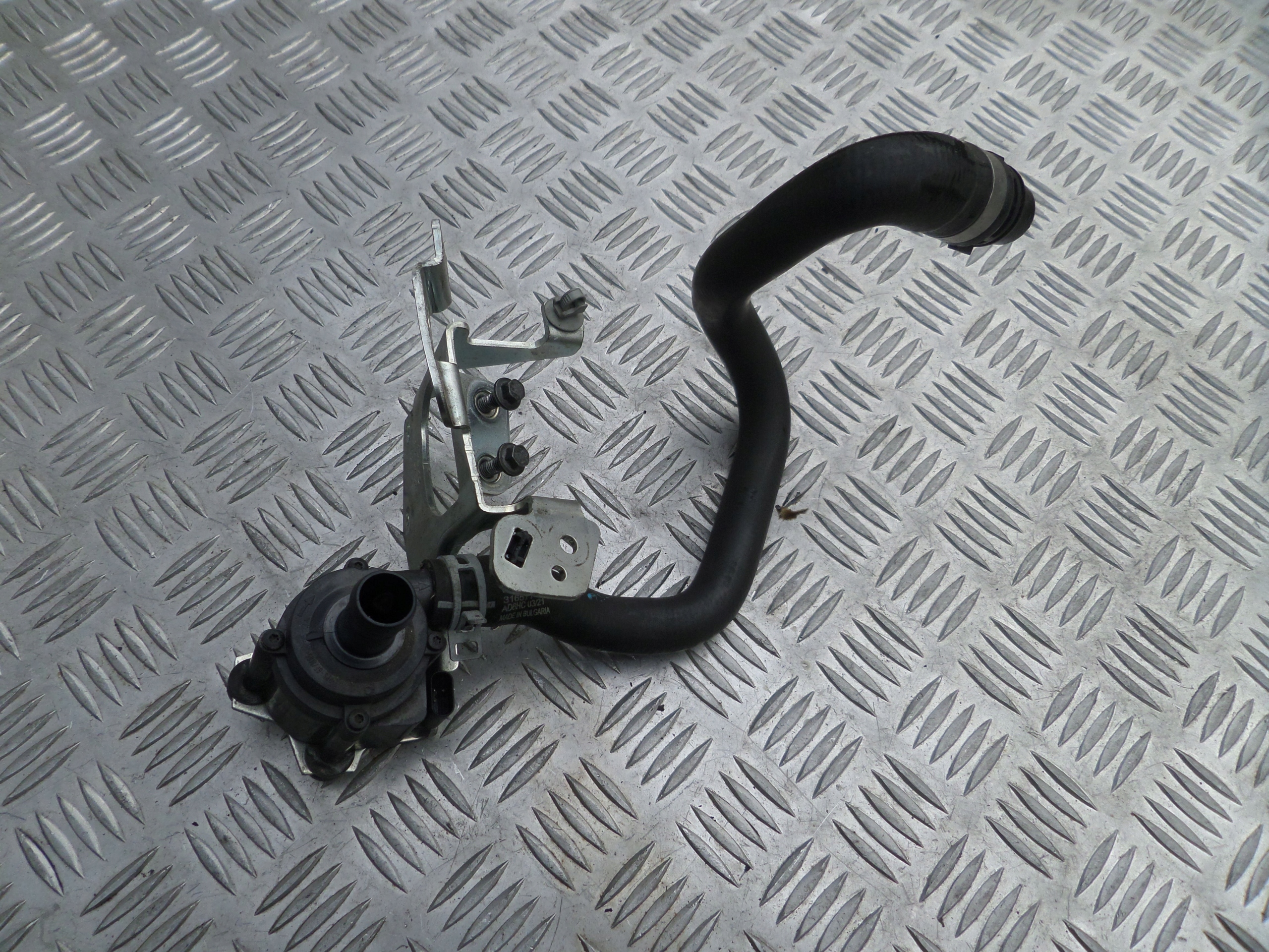 31657307 - ВОДЯНОЙ НАСОС VOLVO XC 90 2.0 D420T8 HYBRID