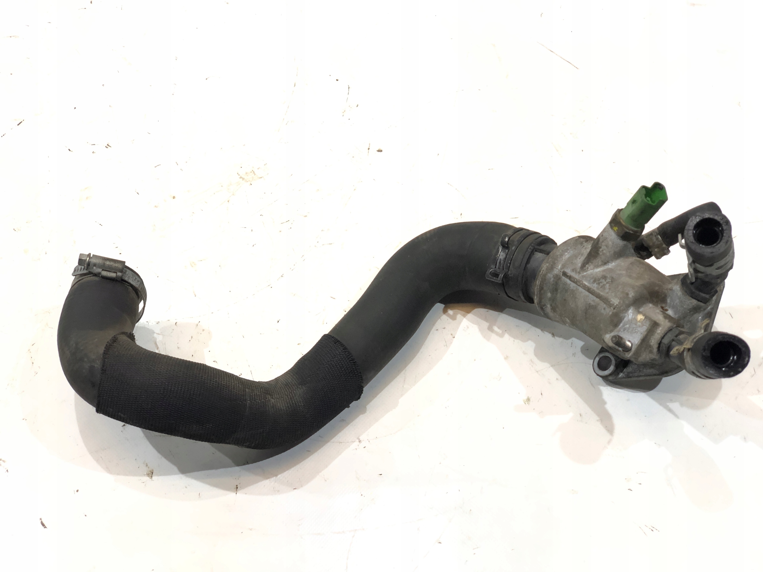 OPEL ZAFIRA B OBUDOWA TERMOSTATU 1.9CDTI