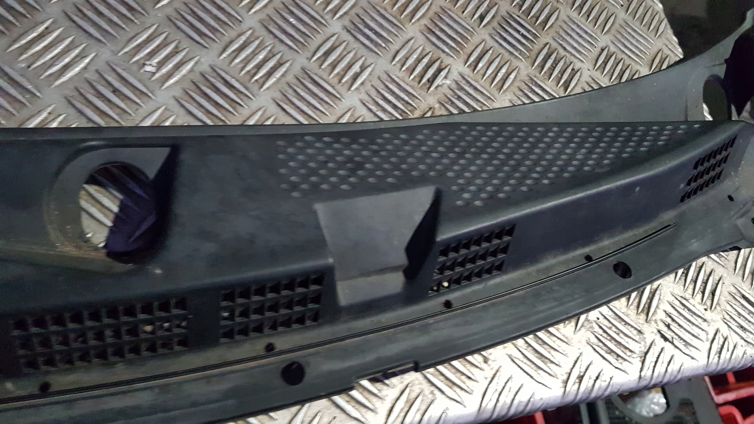 NISSAN MICRA K12 torpedo plastic 66862 AX700