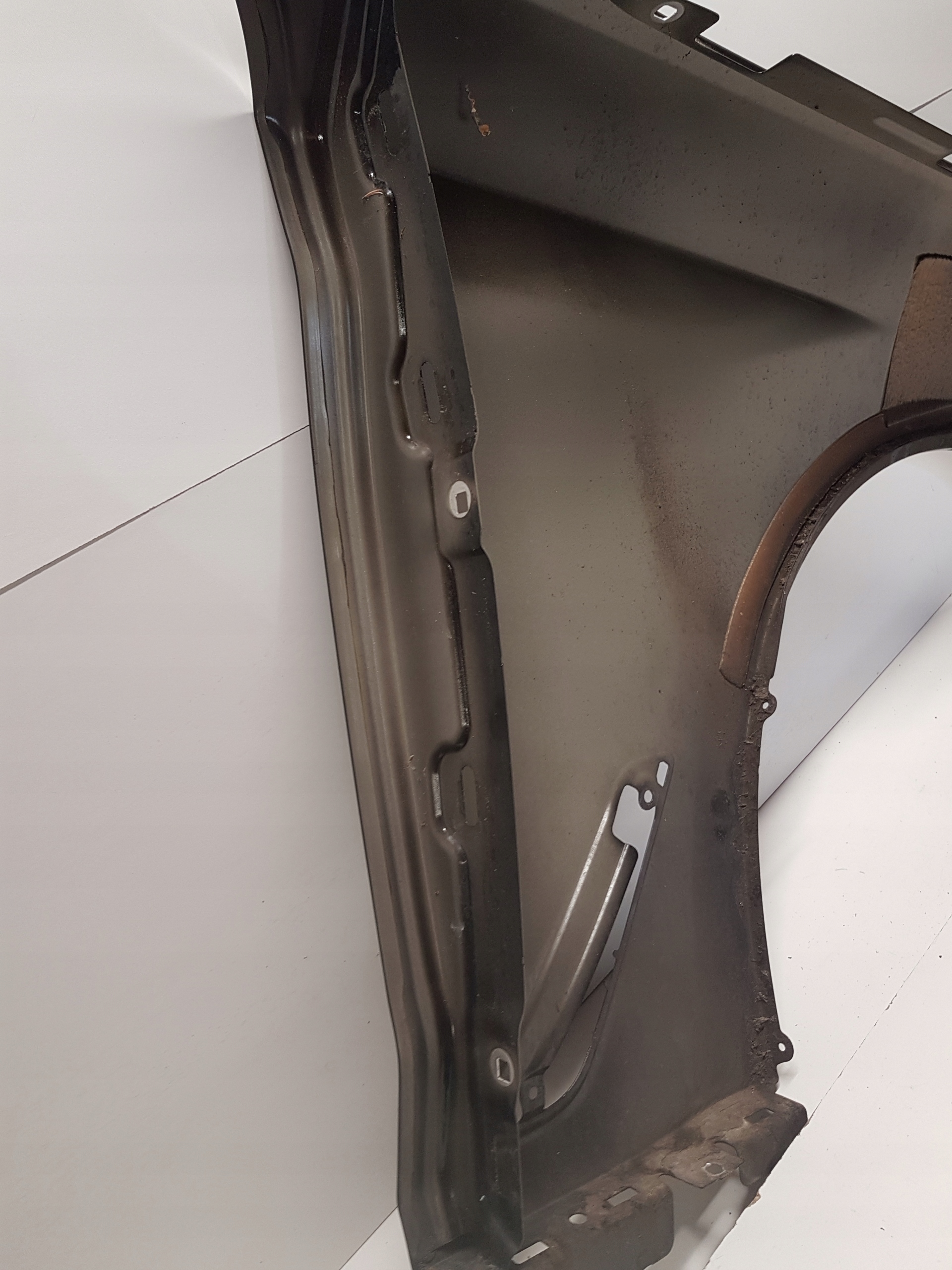 fender left front BMW G30 G31 ALPINA
