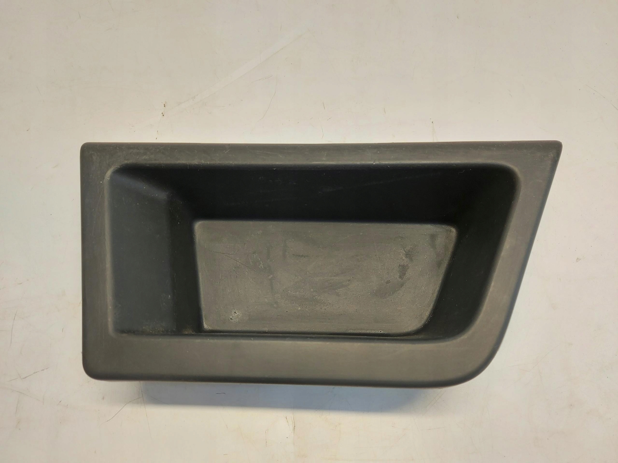VOLVO XC90 II D5 passenger compartment boot rear part right 31377853